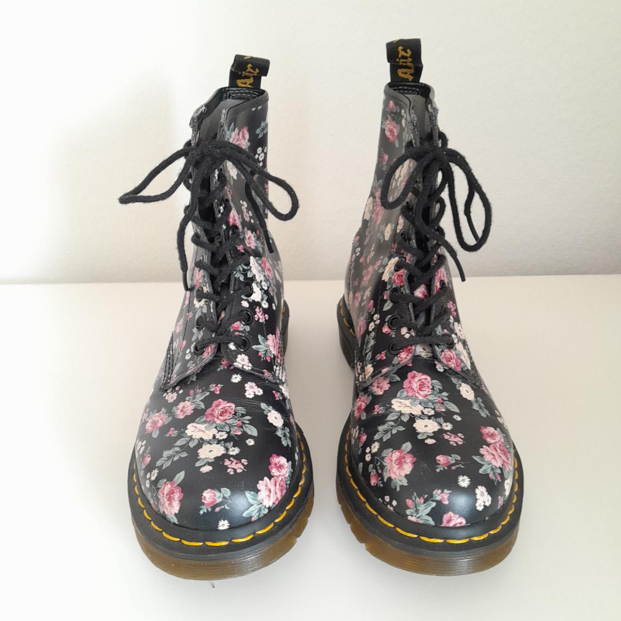 Dr martens little flowers online