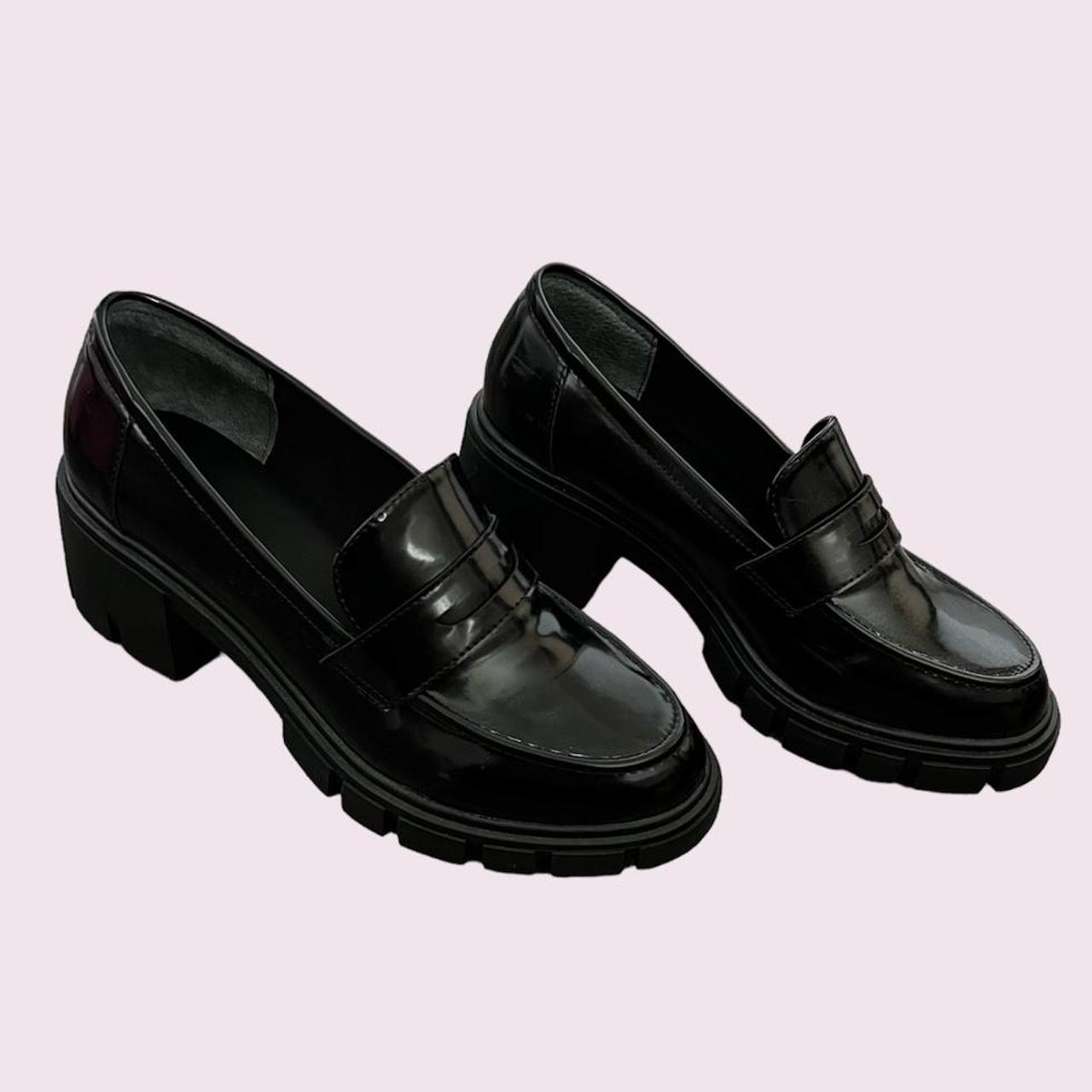 Women's Black Loafers Depop