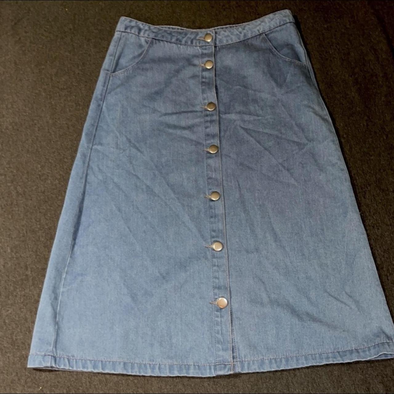 Long denim button up skirt with pockets, M, NWOT -... - Depop