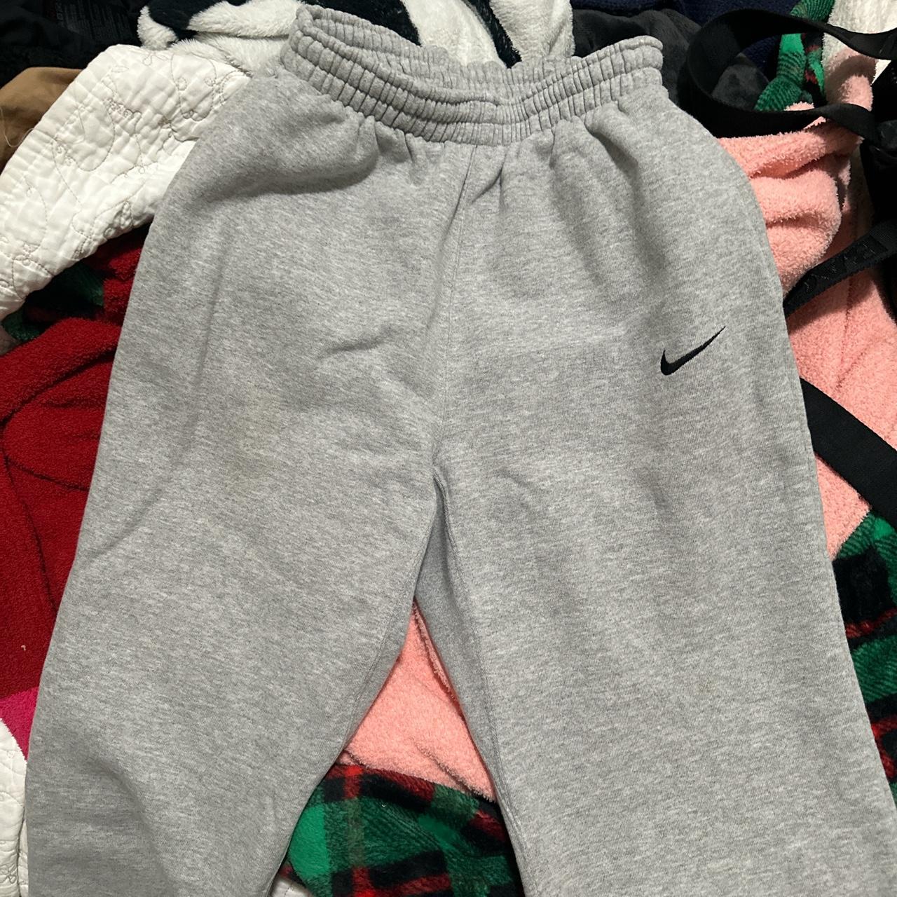 mens nike jogger pants! have been worn and not sure... - Depop