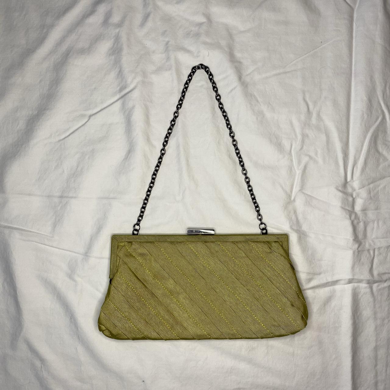 green shoulder bag NWOT chain handle clasp