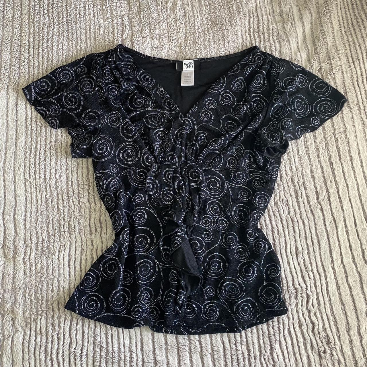 Studio 1940 Made In USA Gorgeous short sleeve top... - Depop