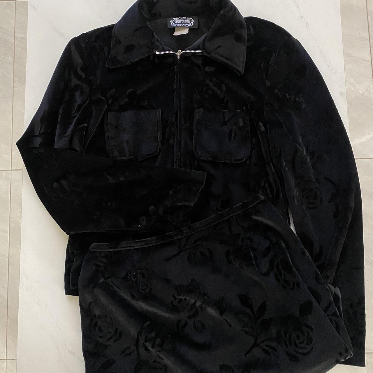 item listed by sneliz