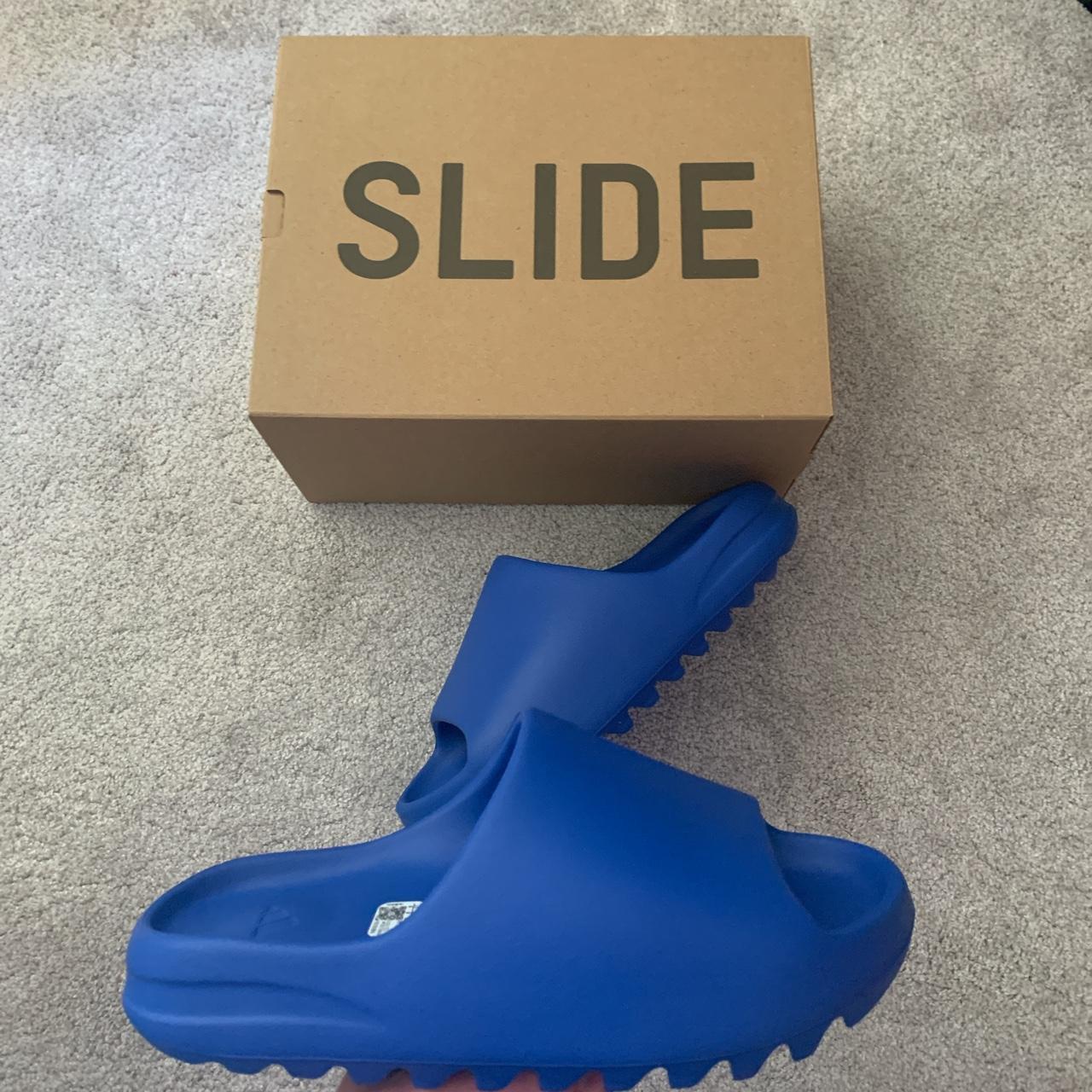 yeezy blue slides