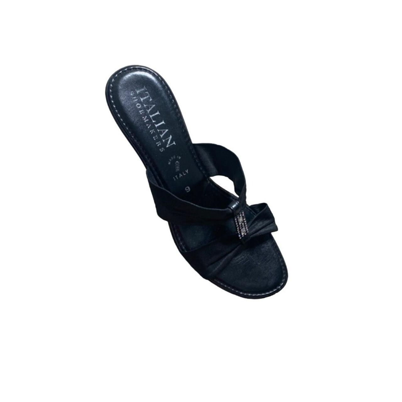 Italian Shoemakers Camryn Cross Strap Slide Sandals | Flats | Shoes | Shop  The Exchange