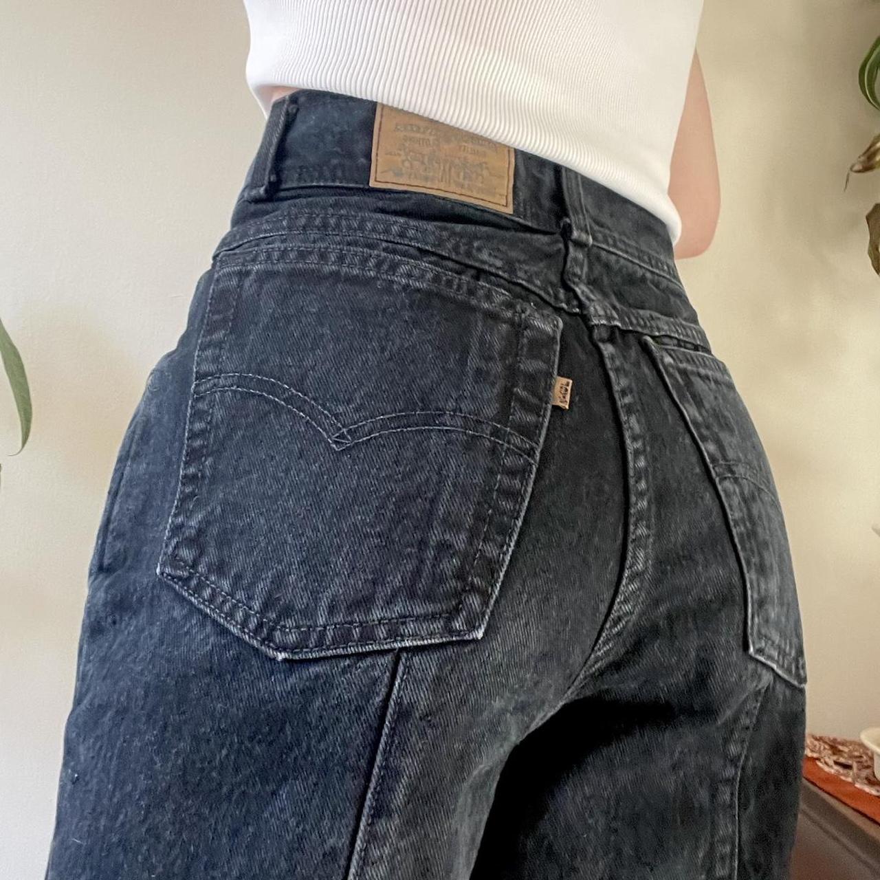 1980s bronze tab levi’s mom jeans🦋 super cute and... - Depop