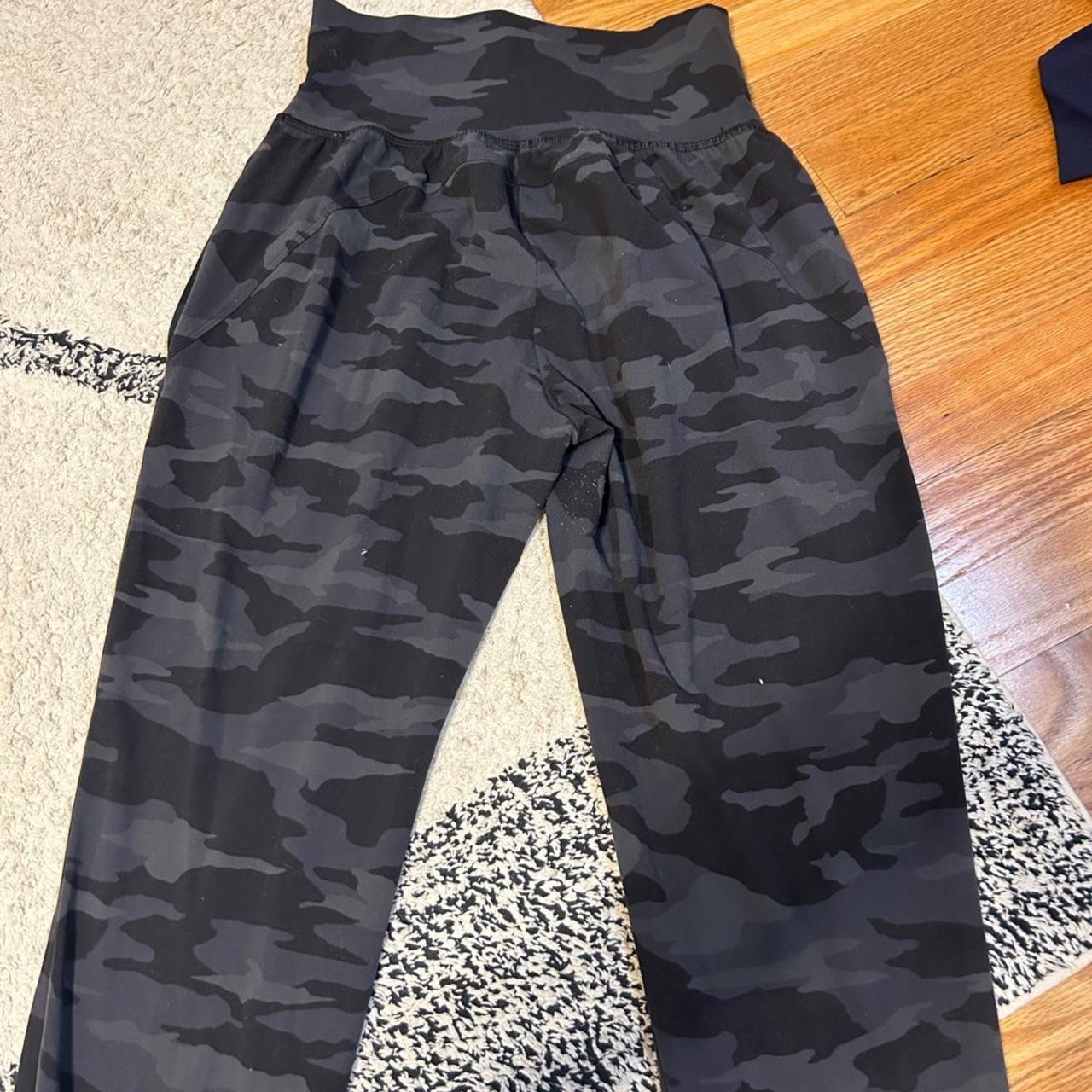 Athleta joggers // The best fit ever, makes your... - Depop