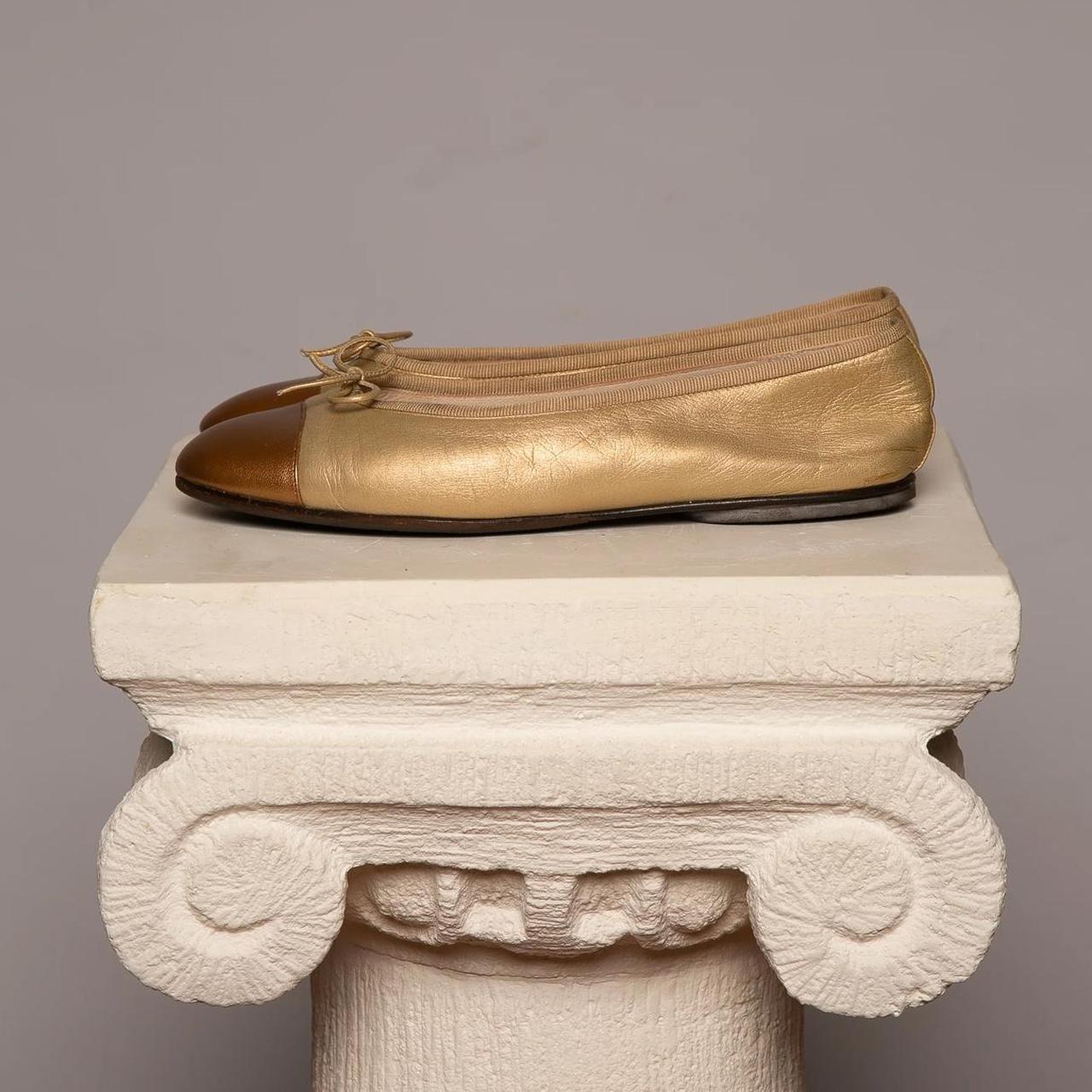 Chanel Women's Ballet Shoes - Gold - US 7