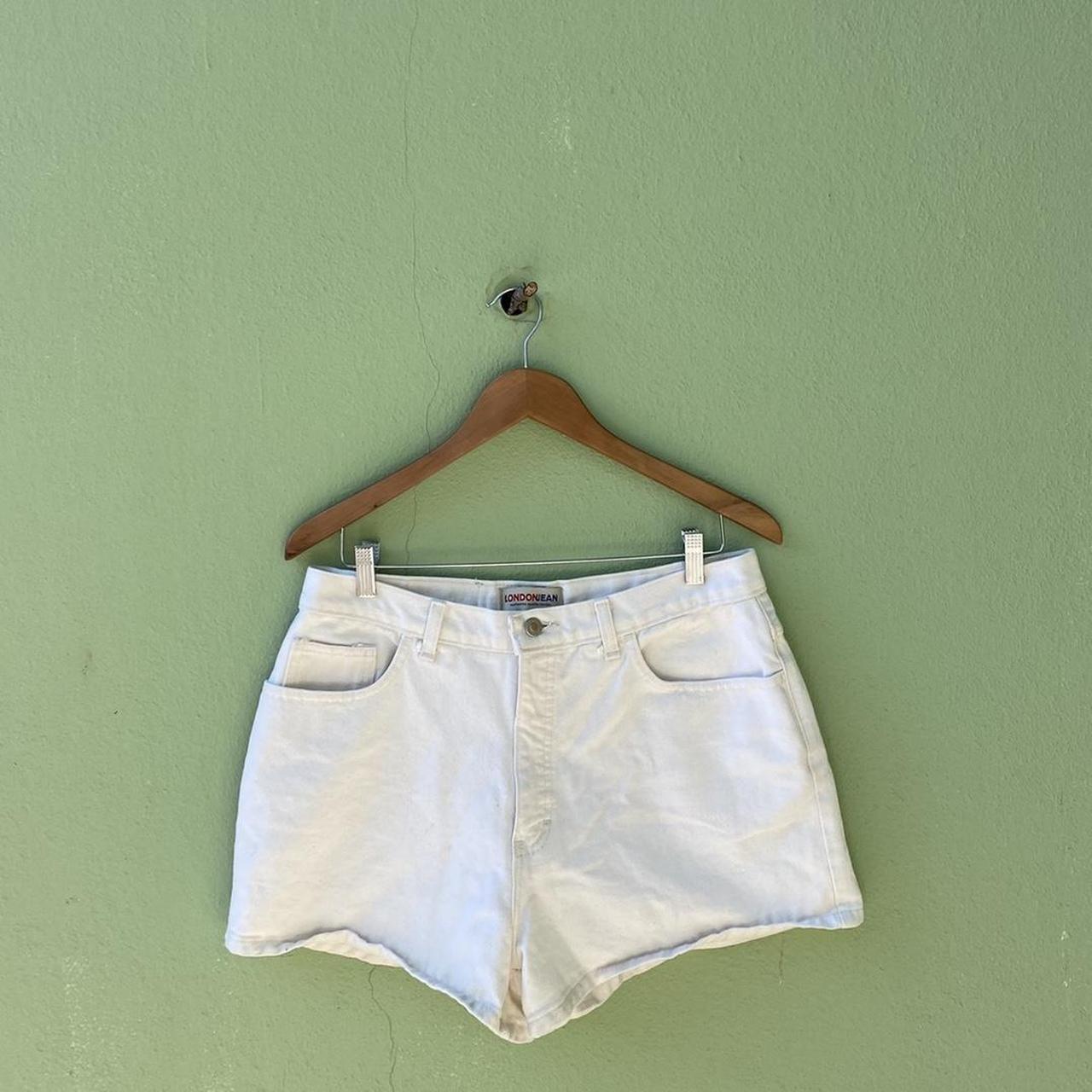 London Fog Women's Cream Shorts (3)