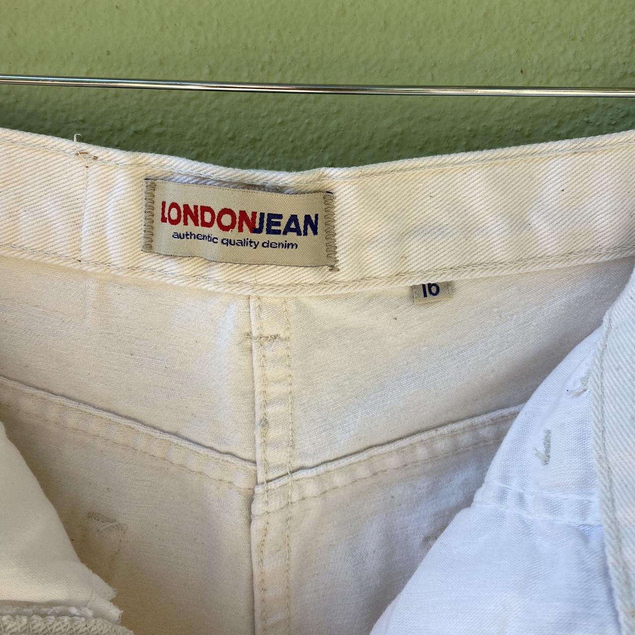 London Fog Women's Cream Shorts (5)