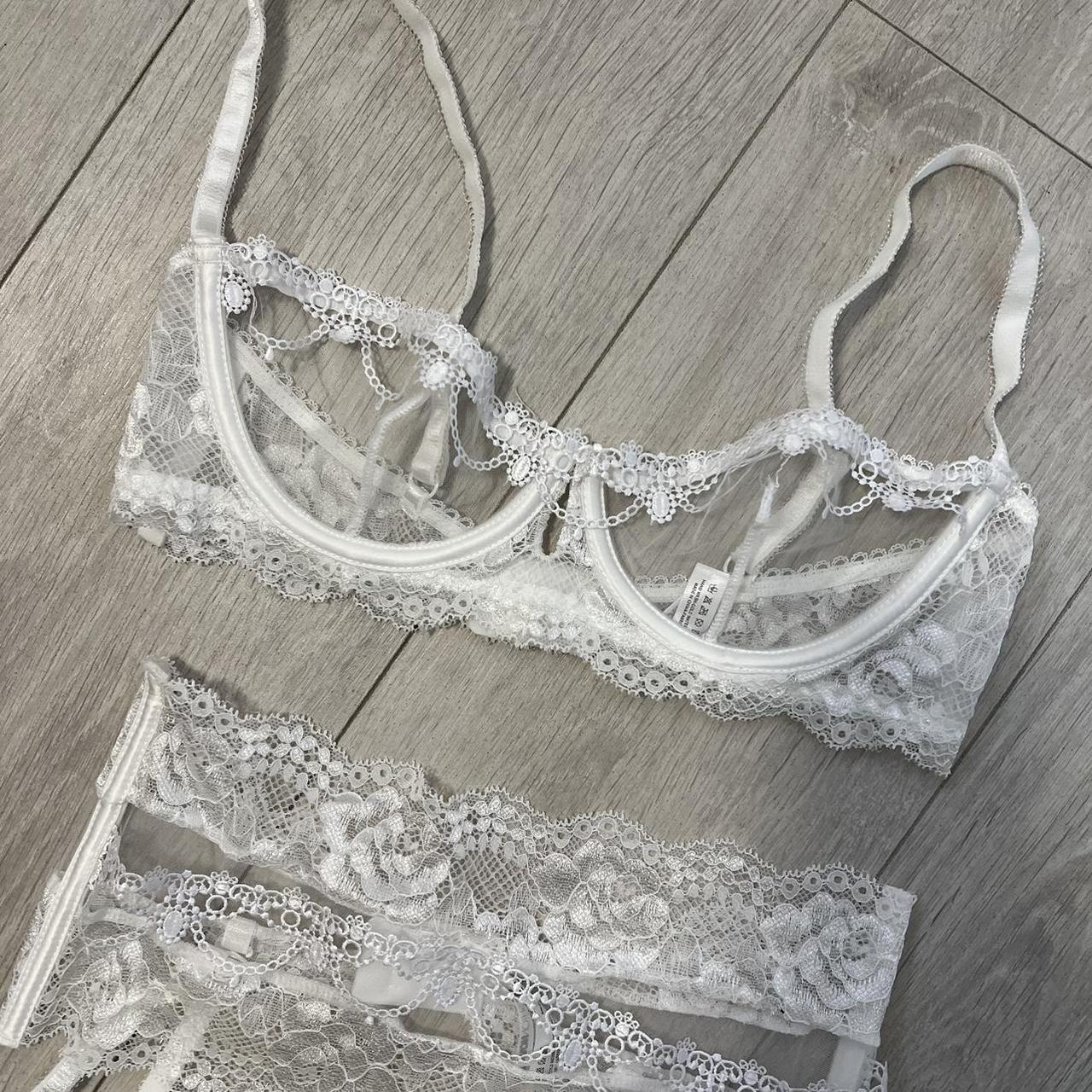 Fashion Nova Women's Bra Depop