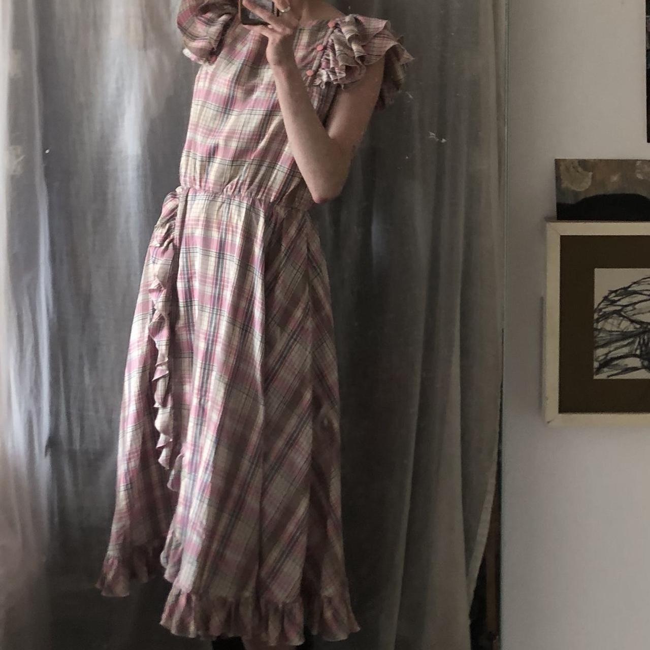 absolutely beautiful vintage Valentino dress I