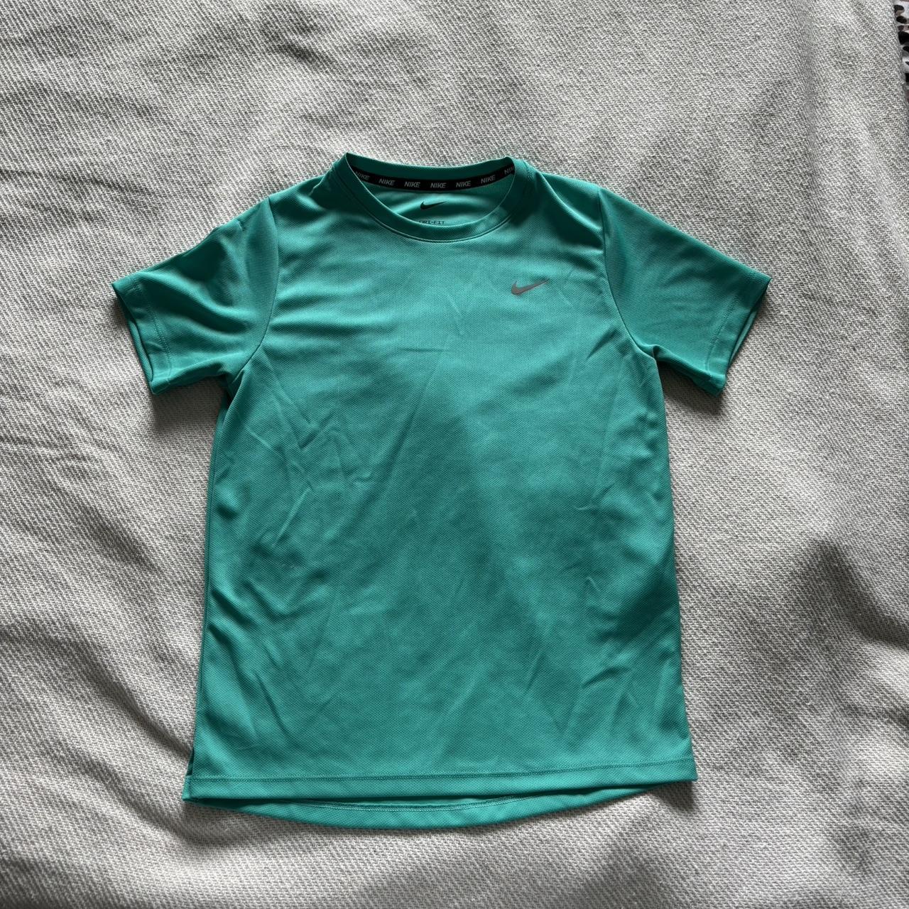 womens nike turquoise shirt