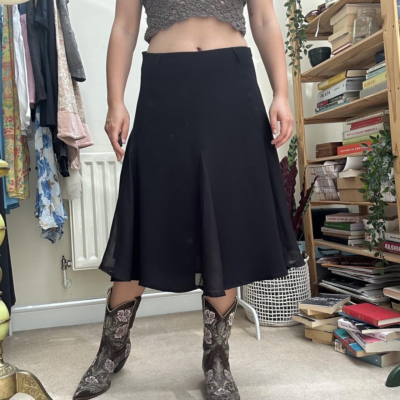 Y2k vintage black mid waisted floaty midi skirt. Depop