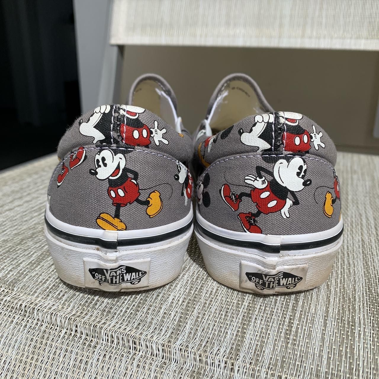 Vans off the on sale wall mickey mouse