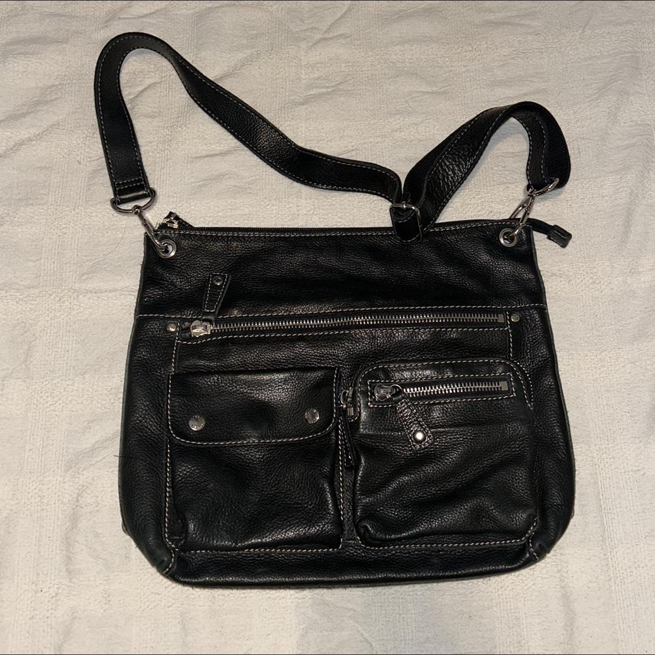 Fossil Women's Black and Silver Bag