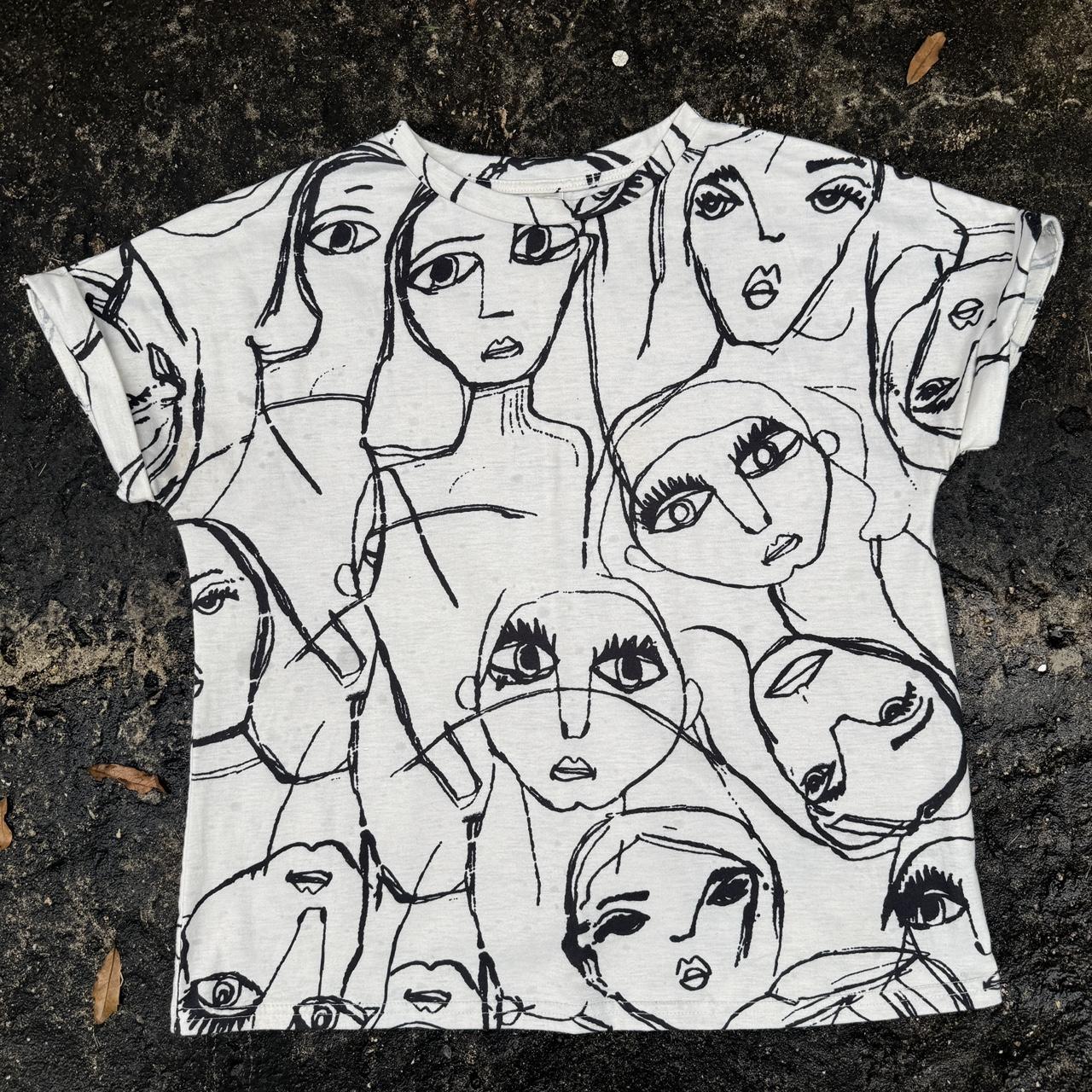 item listed by lunaluneshop