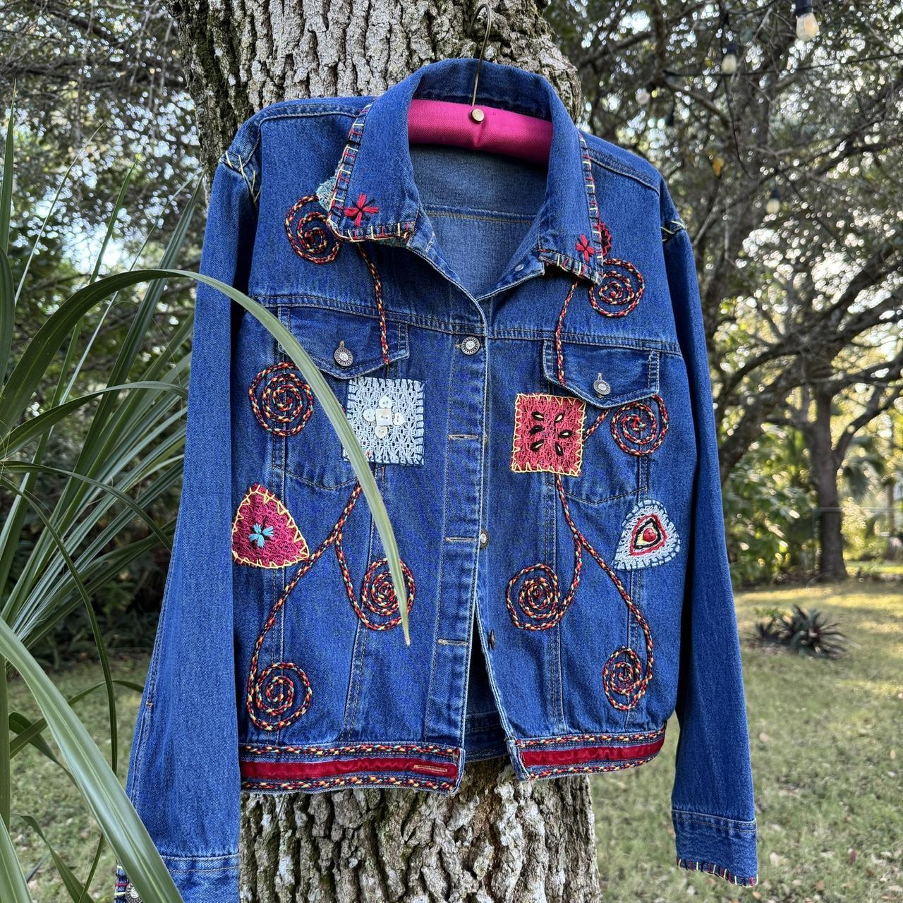 item listed by lunaluneshop