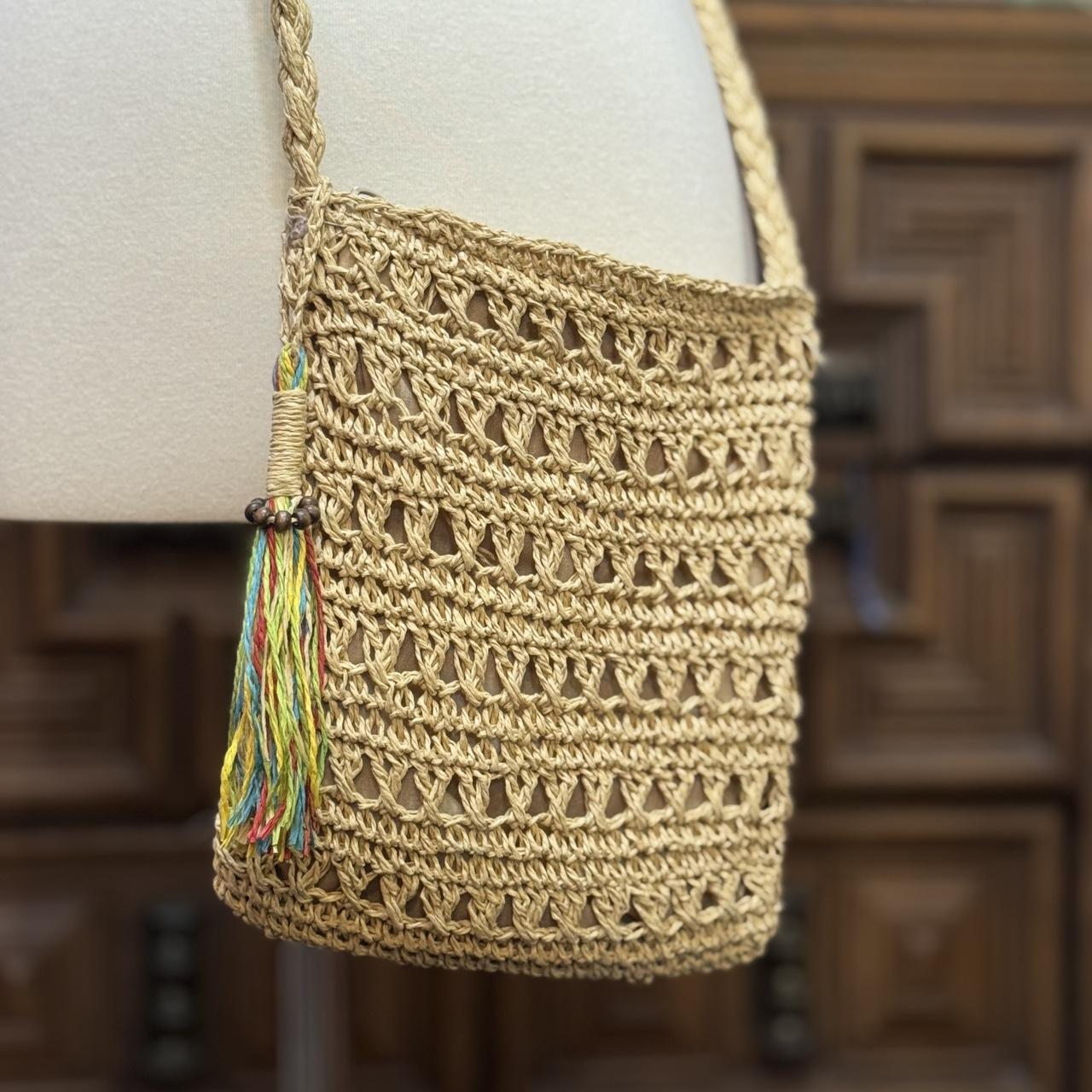 item listed by lunaluneshop
