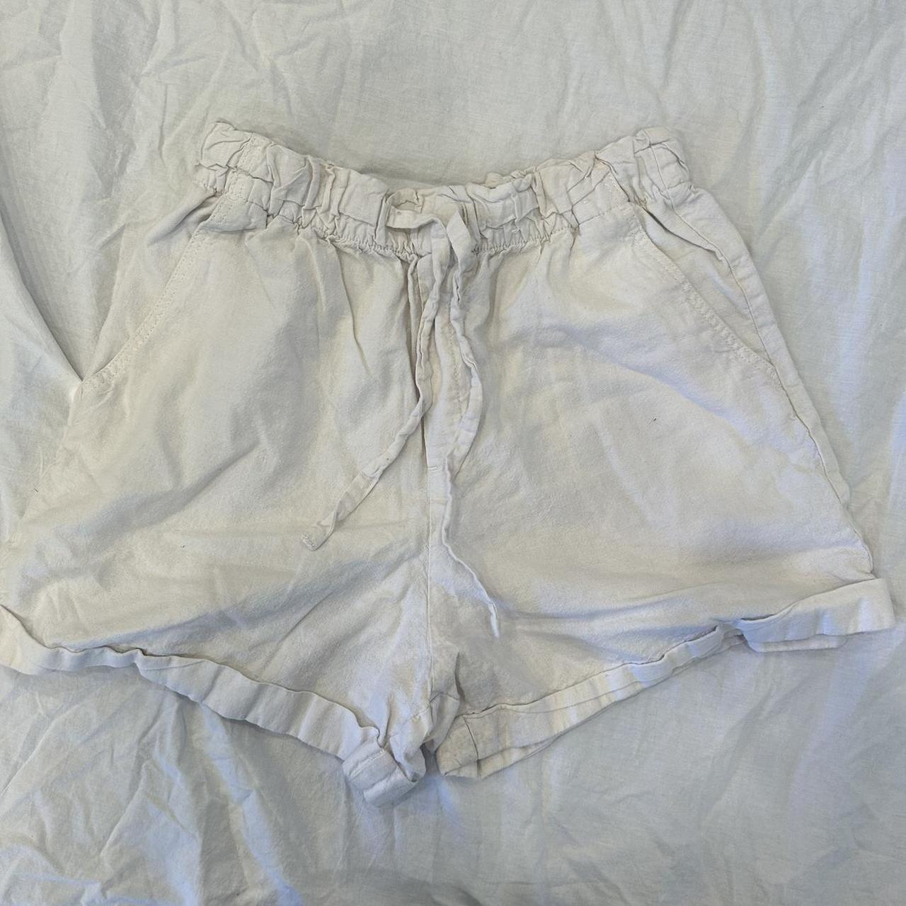 Uniqlo White Linen Paperbag Style Shorts Elastic... - Depop