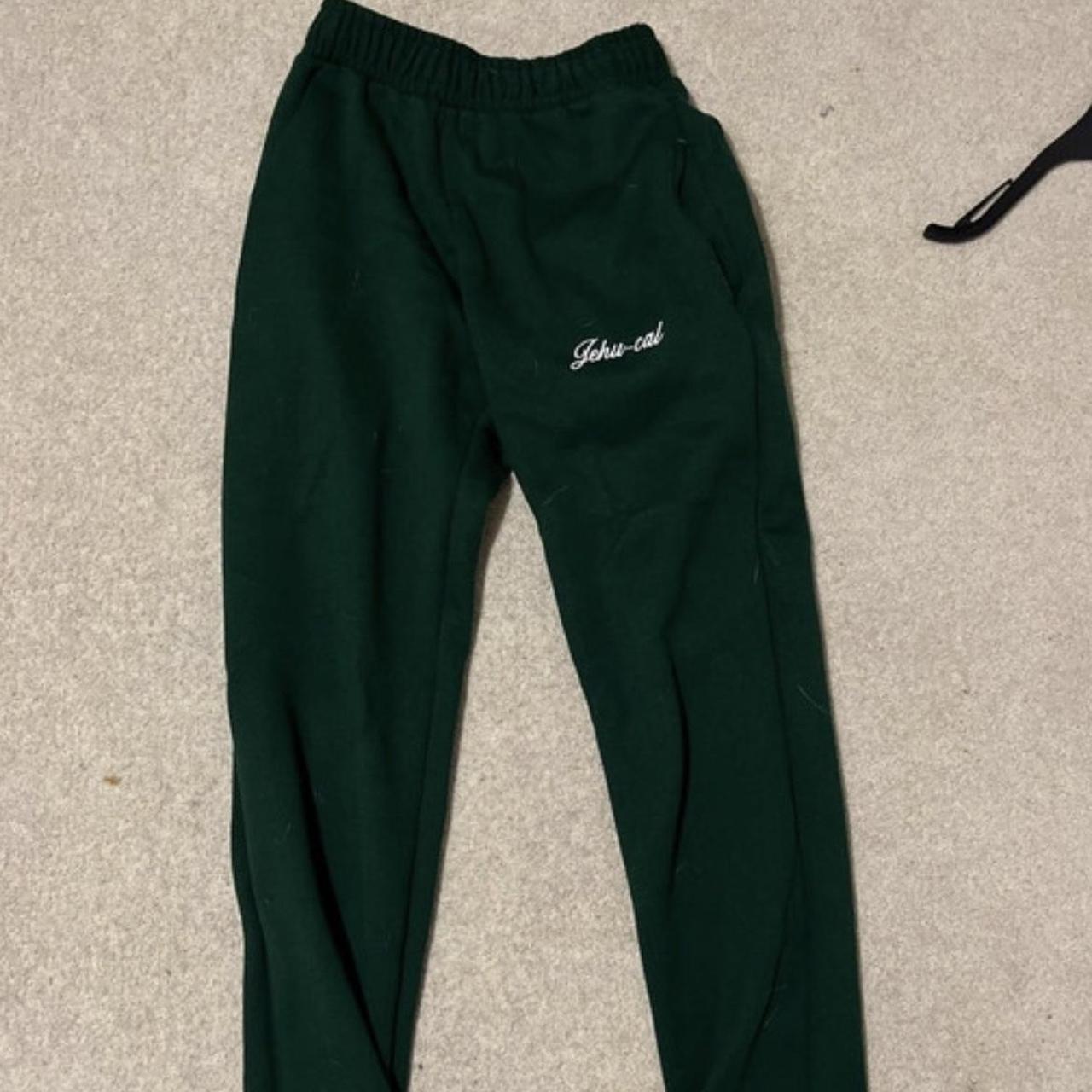 jehucal emerald green joggers size xs great condition - Depop