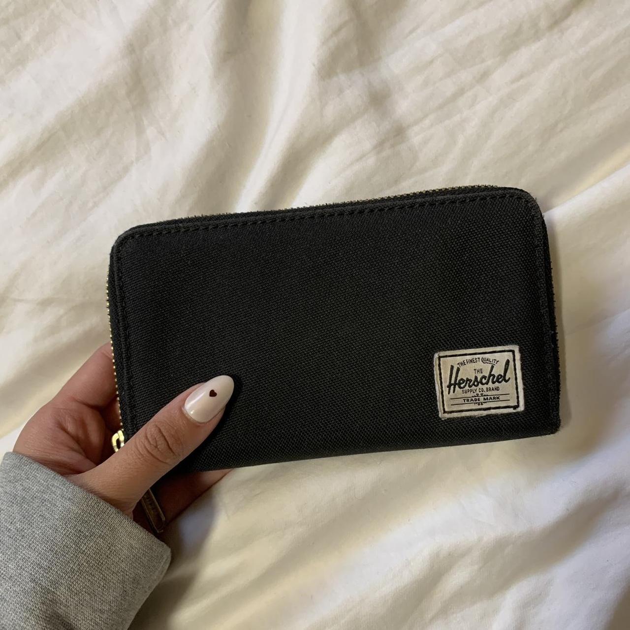 Herschel Women's Black Wallet-purses