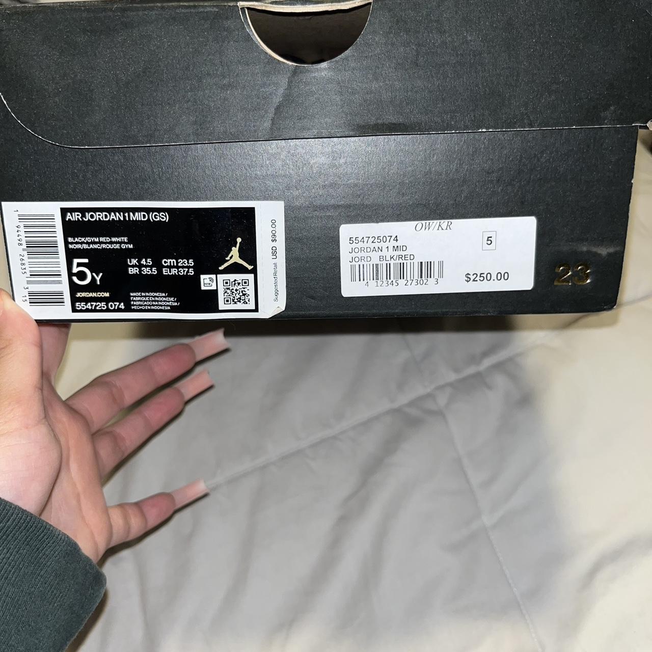Jordan Men's Black and Red Trainers (4)