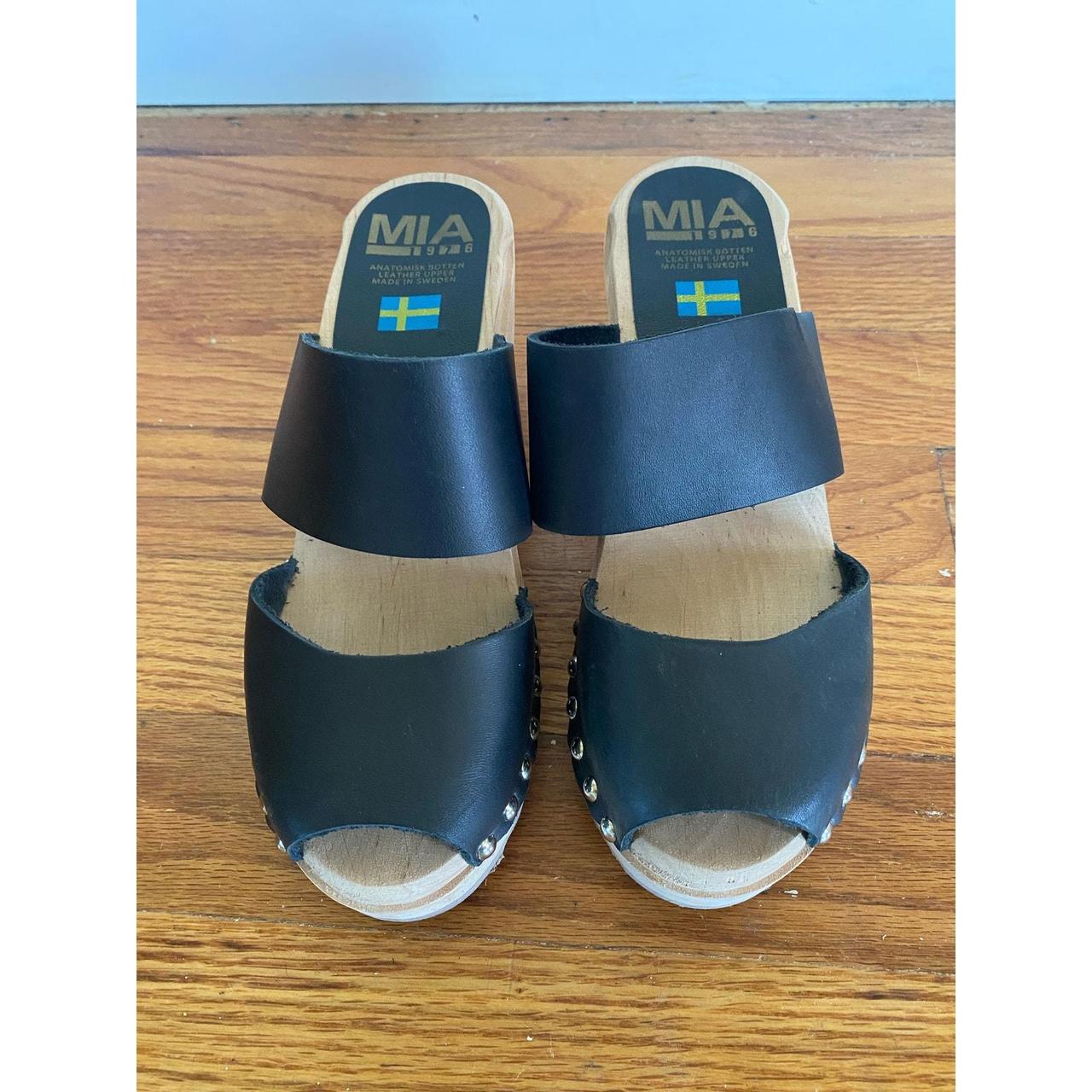 Mia elva clog deals