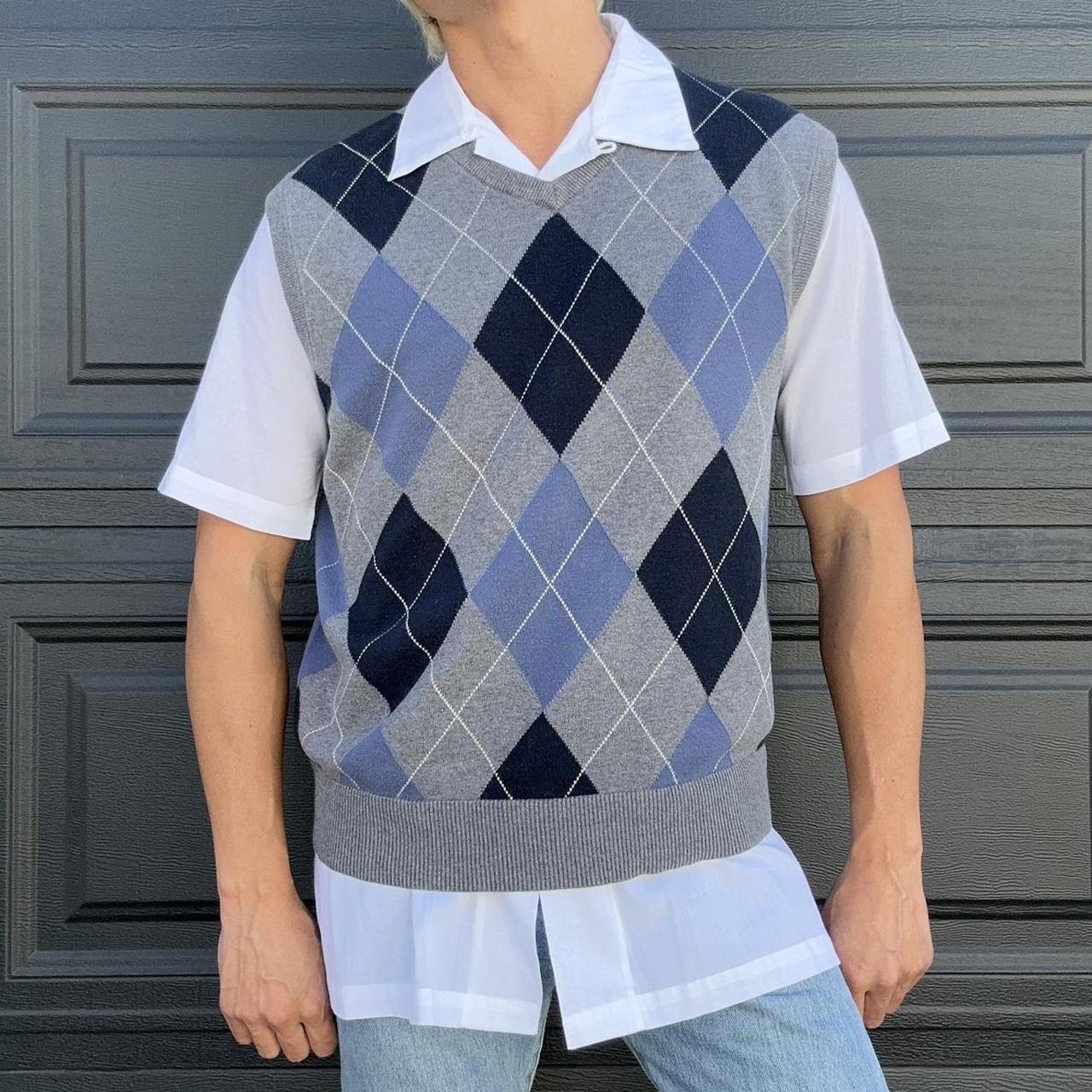 GAP Vintage y2k argyle v-neck sweater vest, Grey