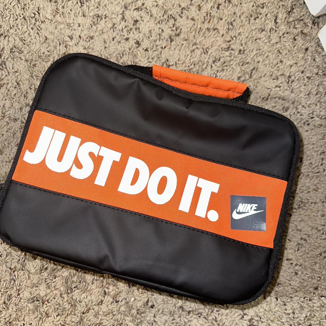 Nike just do outlet it lunch bag