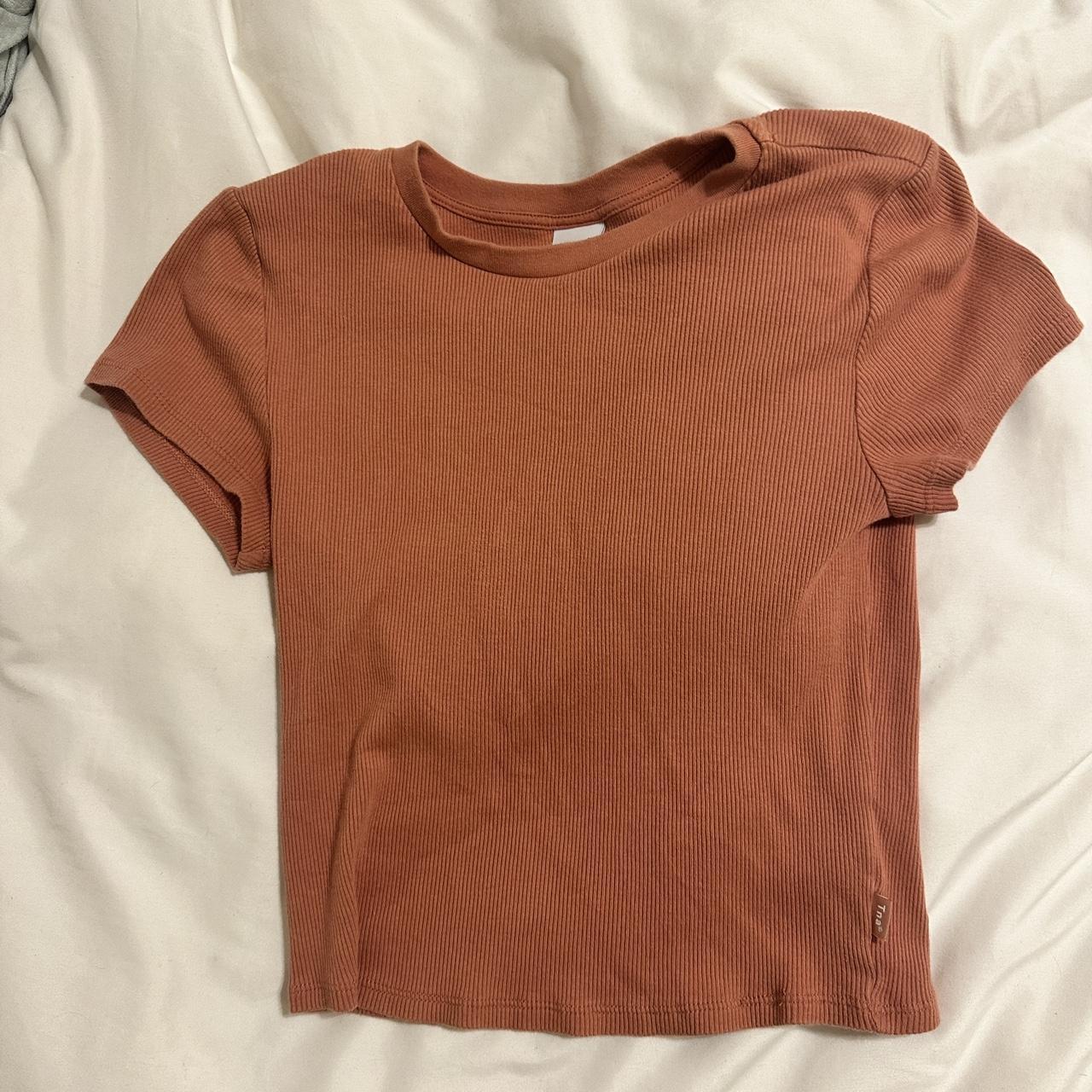 Aritzia Women's Pink and Orange Crop-top | Depop