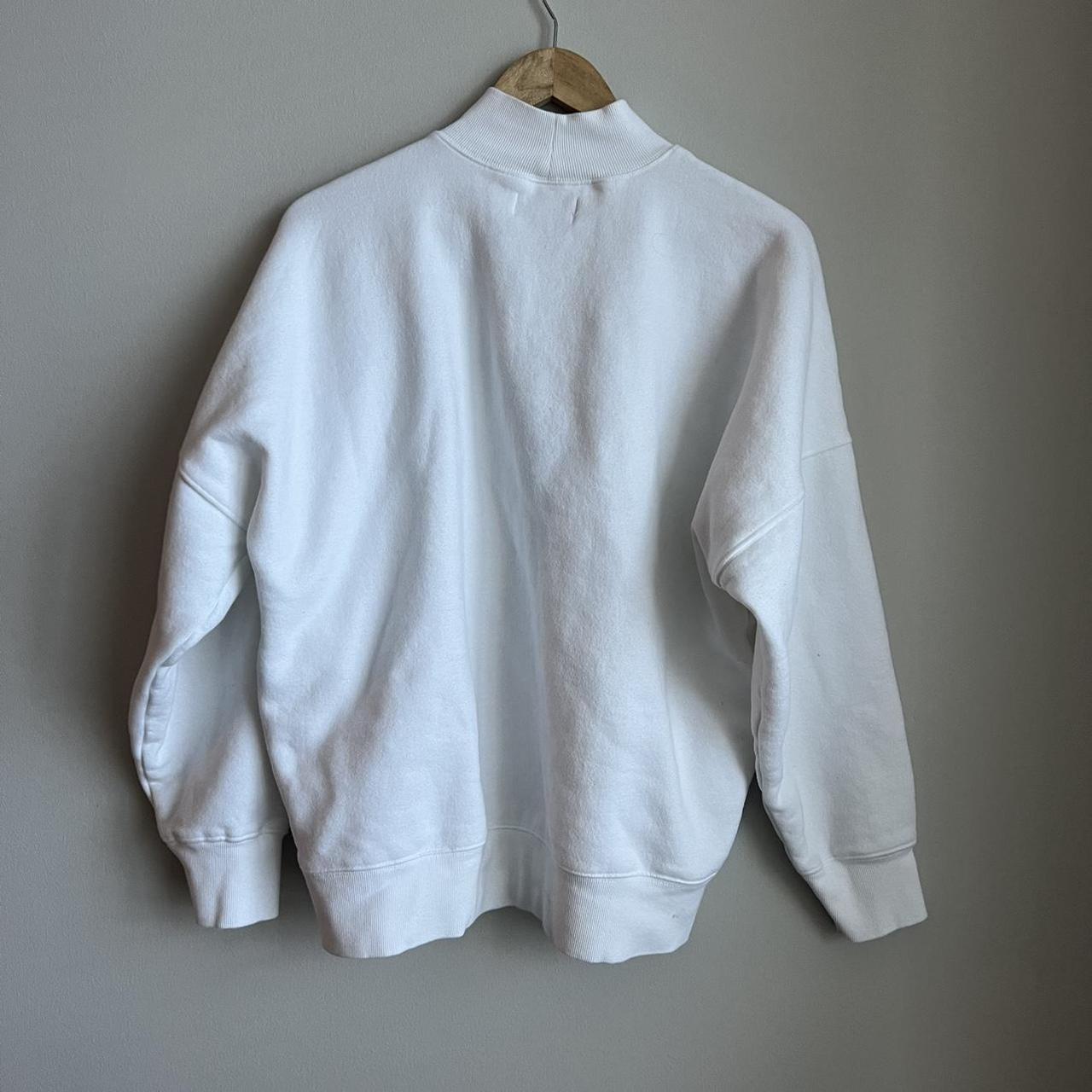 Aritzia Women's White Sweatshirt | Depop