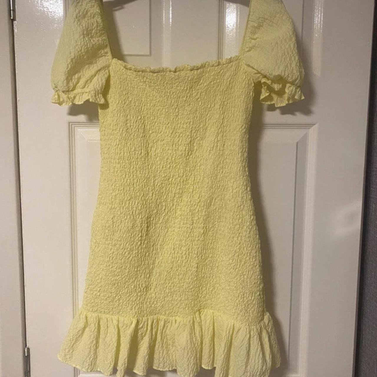 Zara Women's Yellow Dress Depop