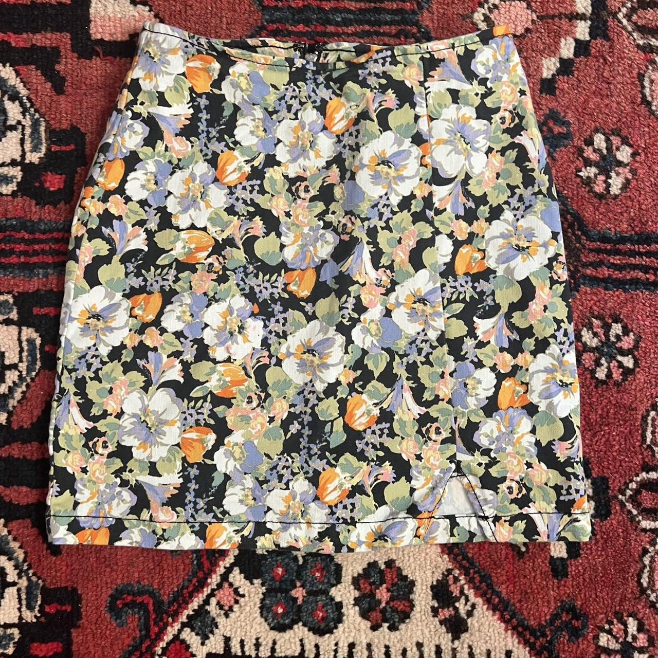 item listed by katelynlarsonnn