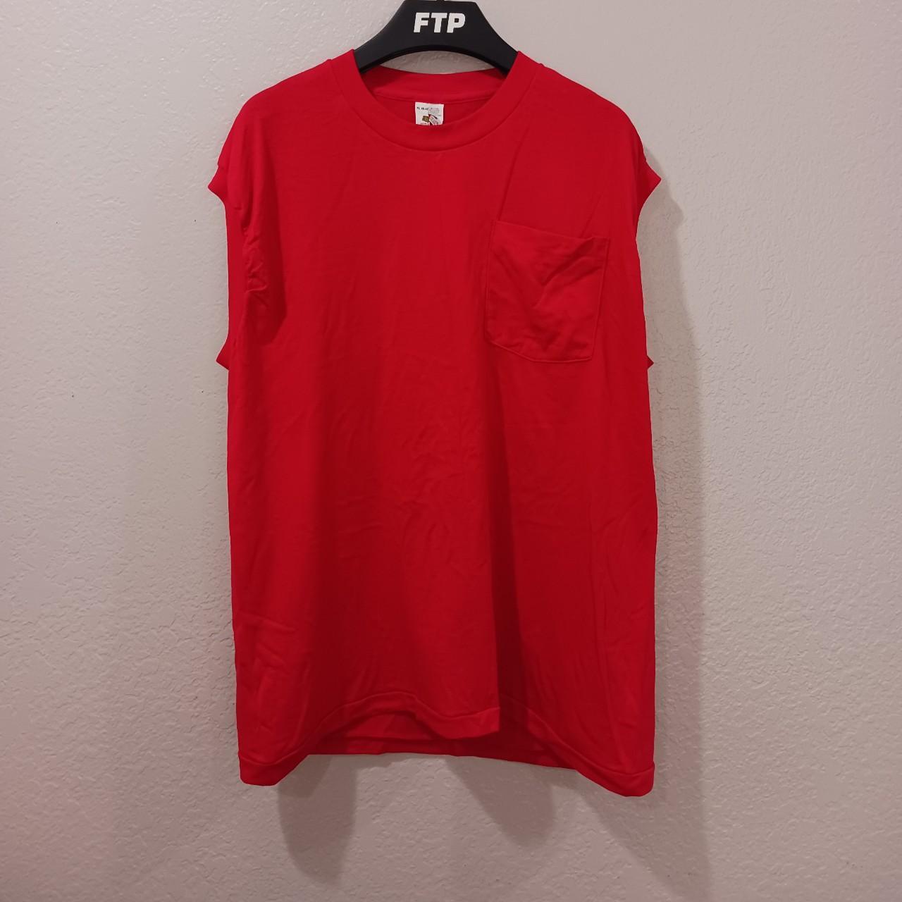 fruit of the loom sleeveless pocket tees