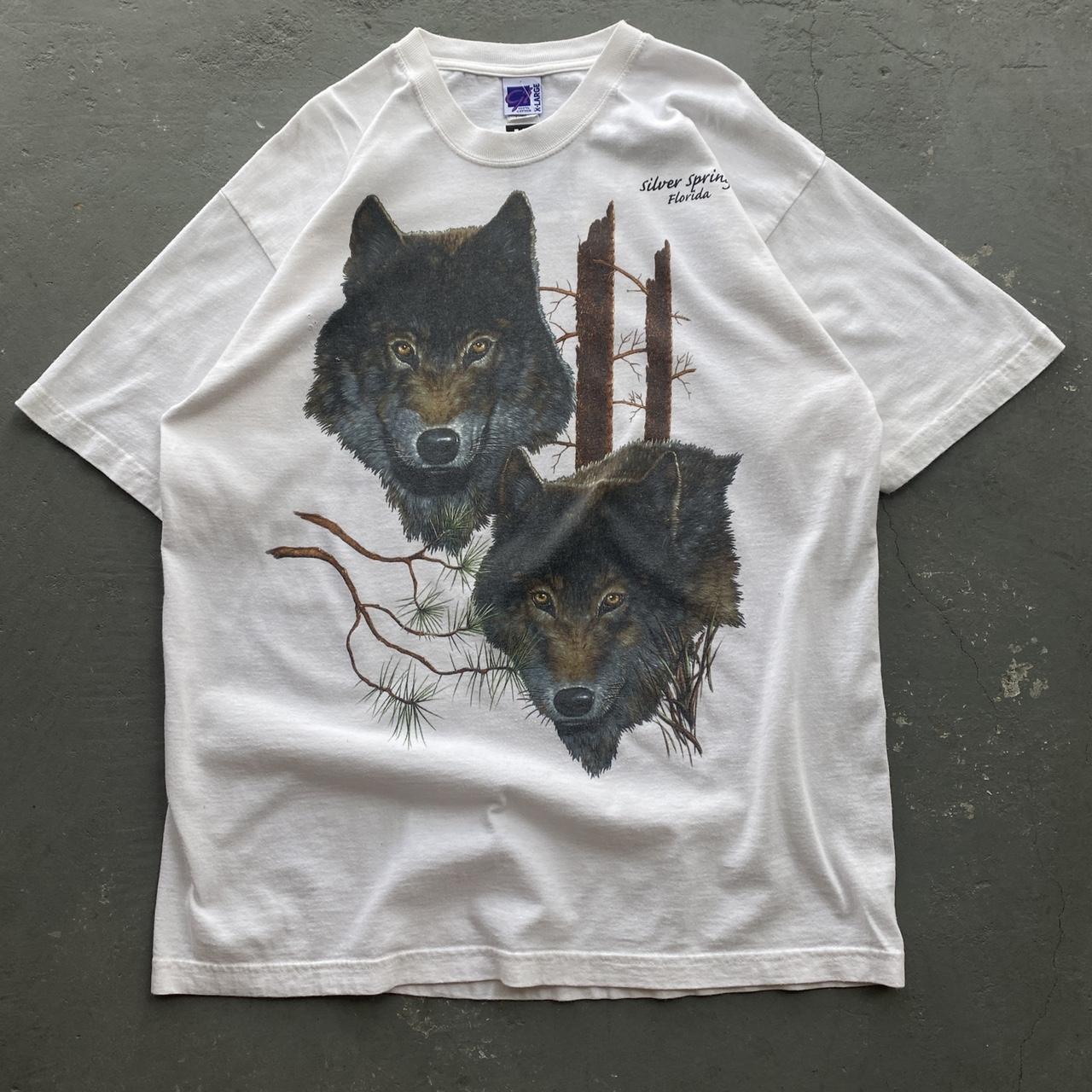 Vintage Wolf nature 90s tee . Size X-Large... - Depop