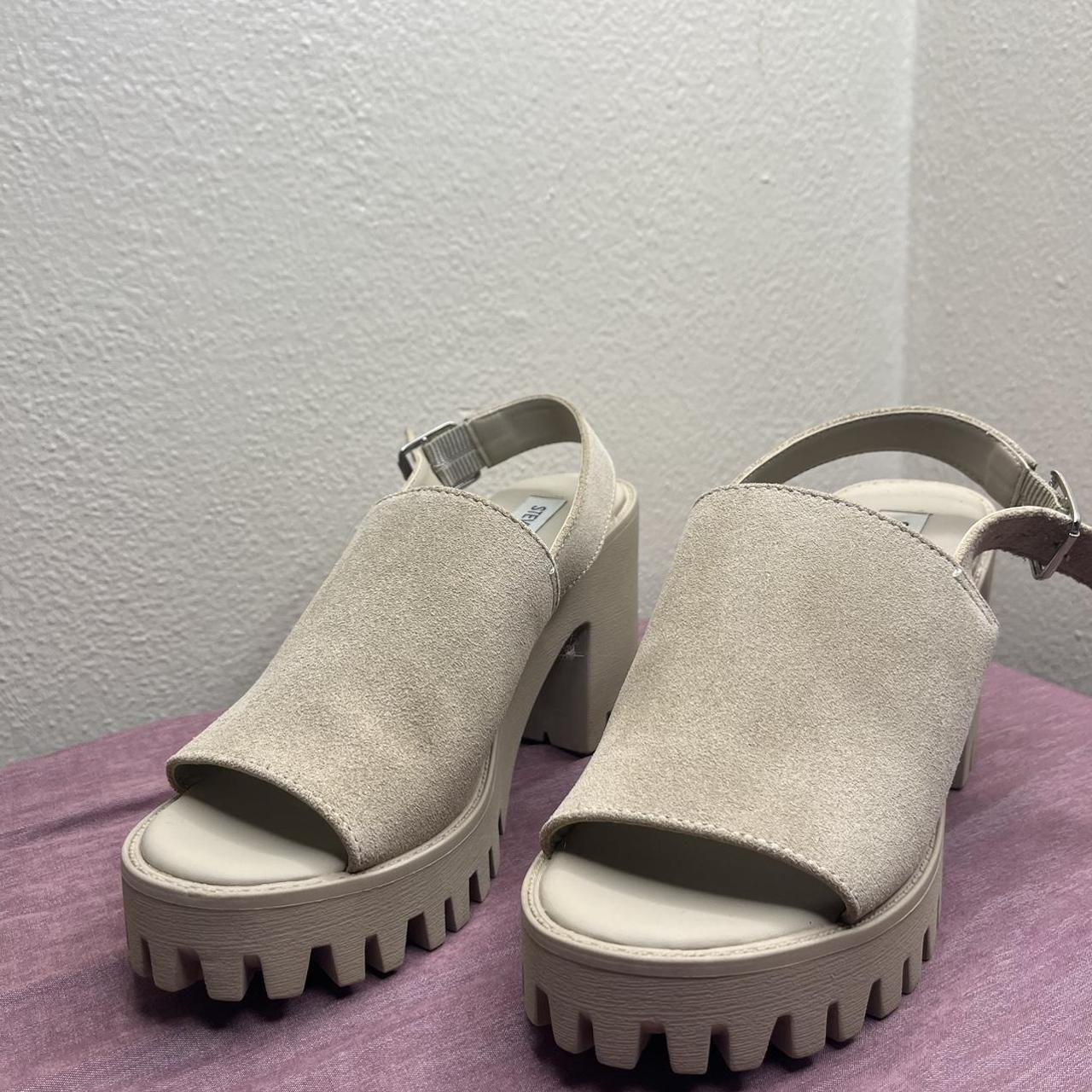 Used Good Condition Steve Madden Sunnyside