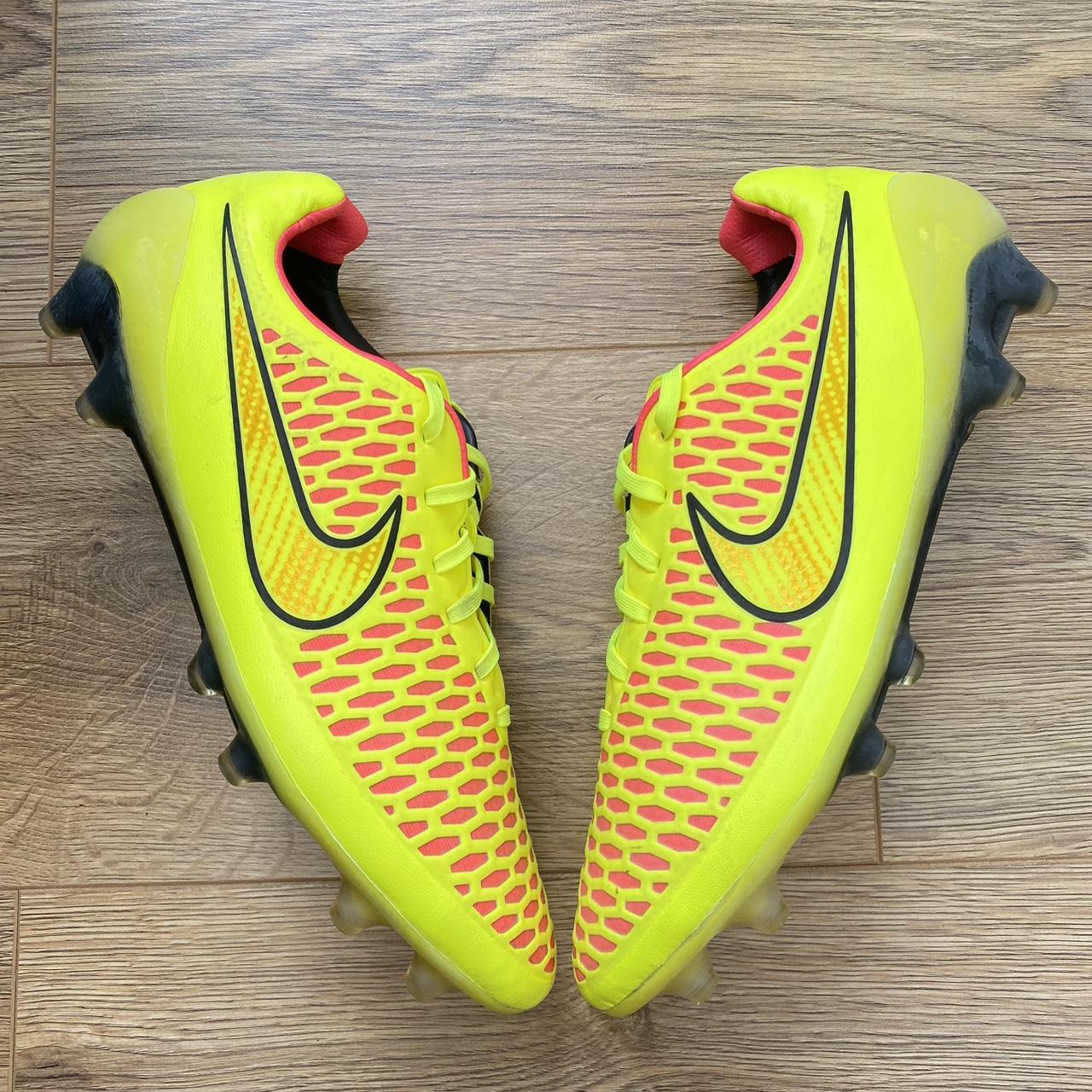 Nike magista opus 10.5 online