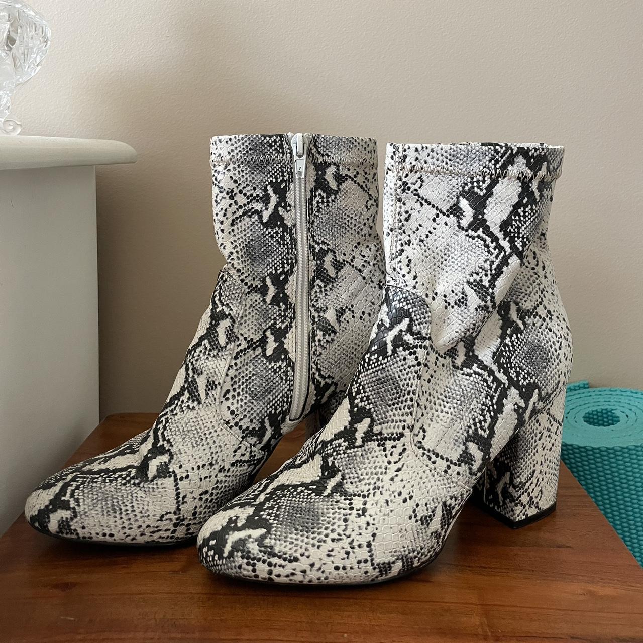 madden girl snake boots