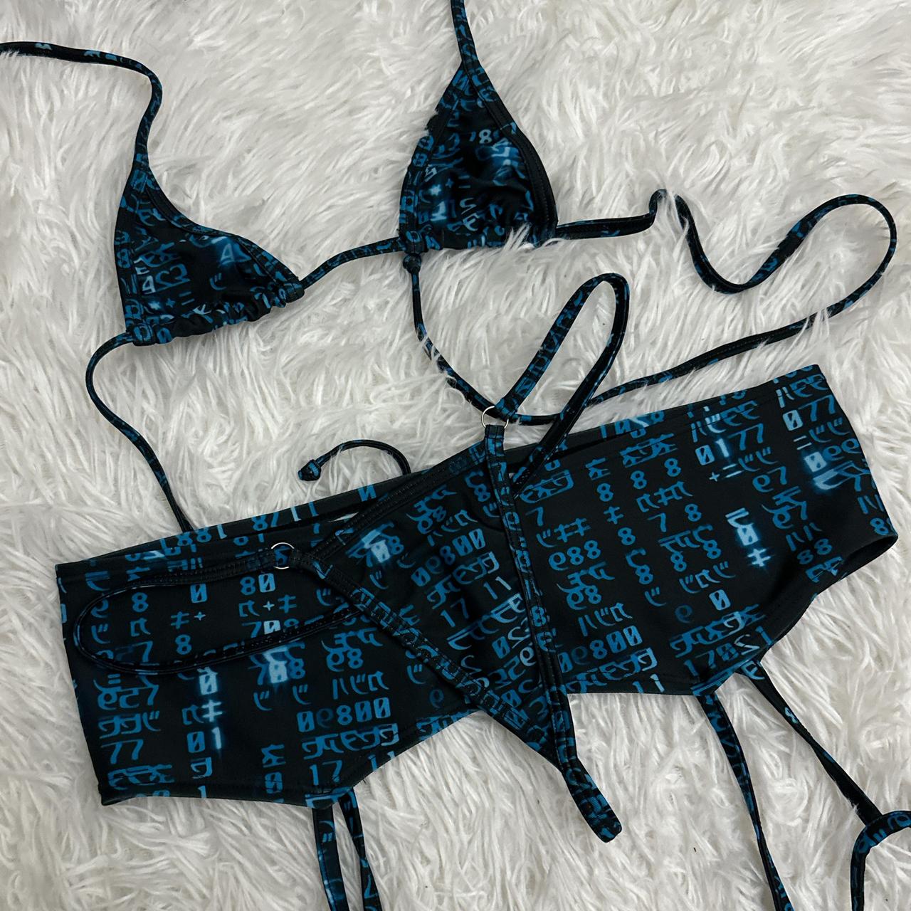 item listed by surrender2luv