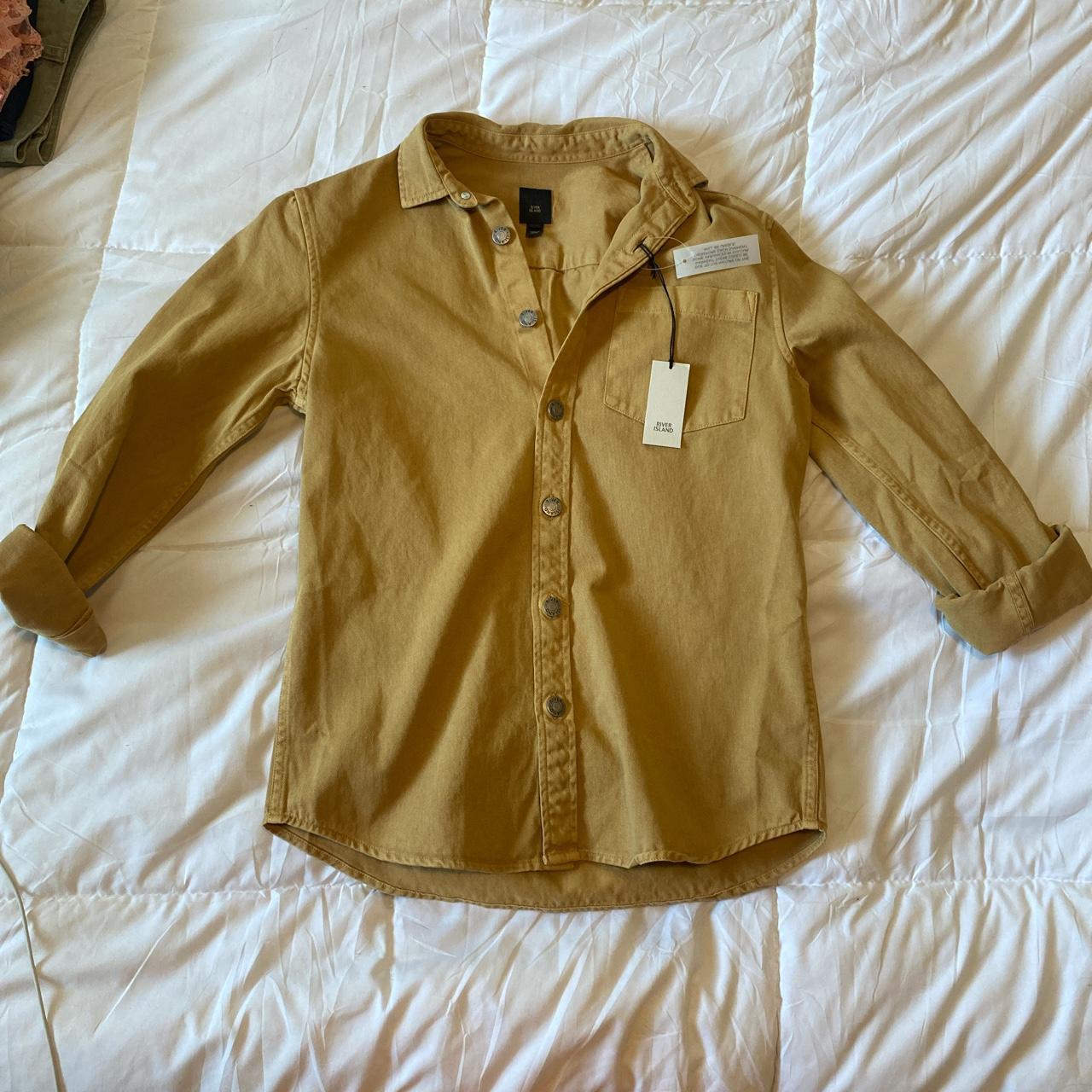 item listed by 44ri4n