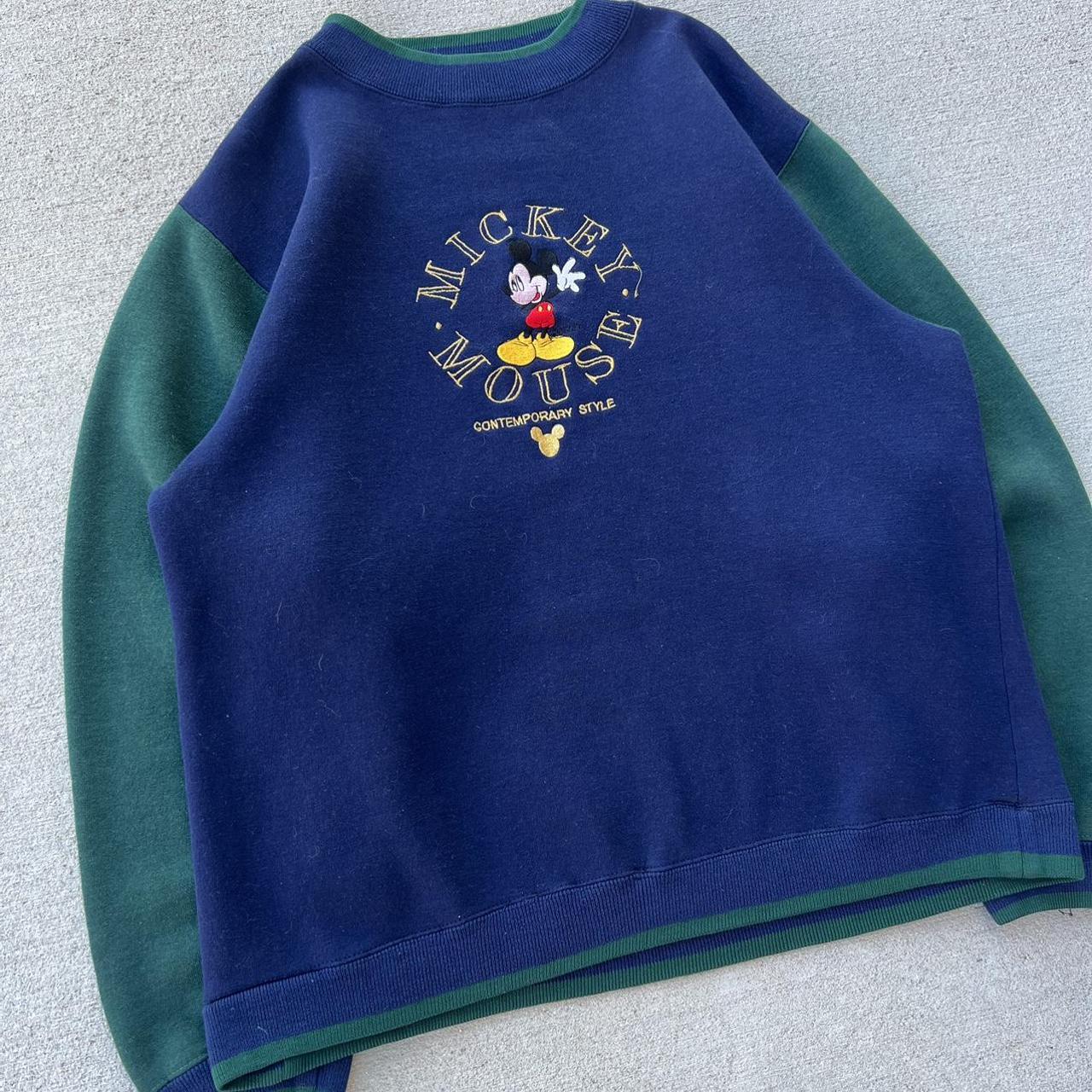 Disney Men's Navy and Green Sweatshirt (4)