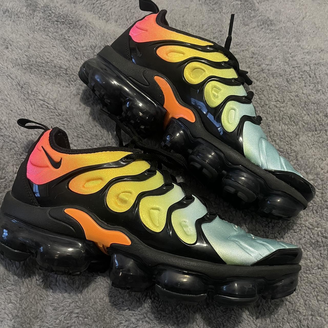 tropical sunset vapormax plus