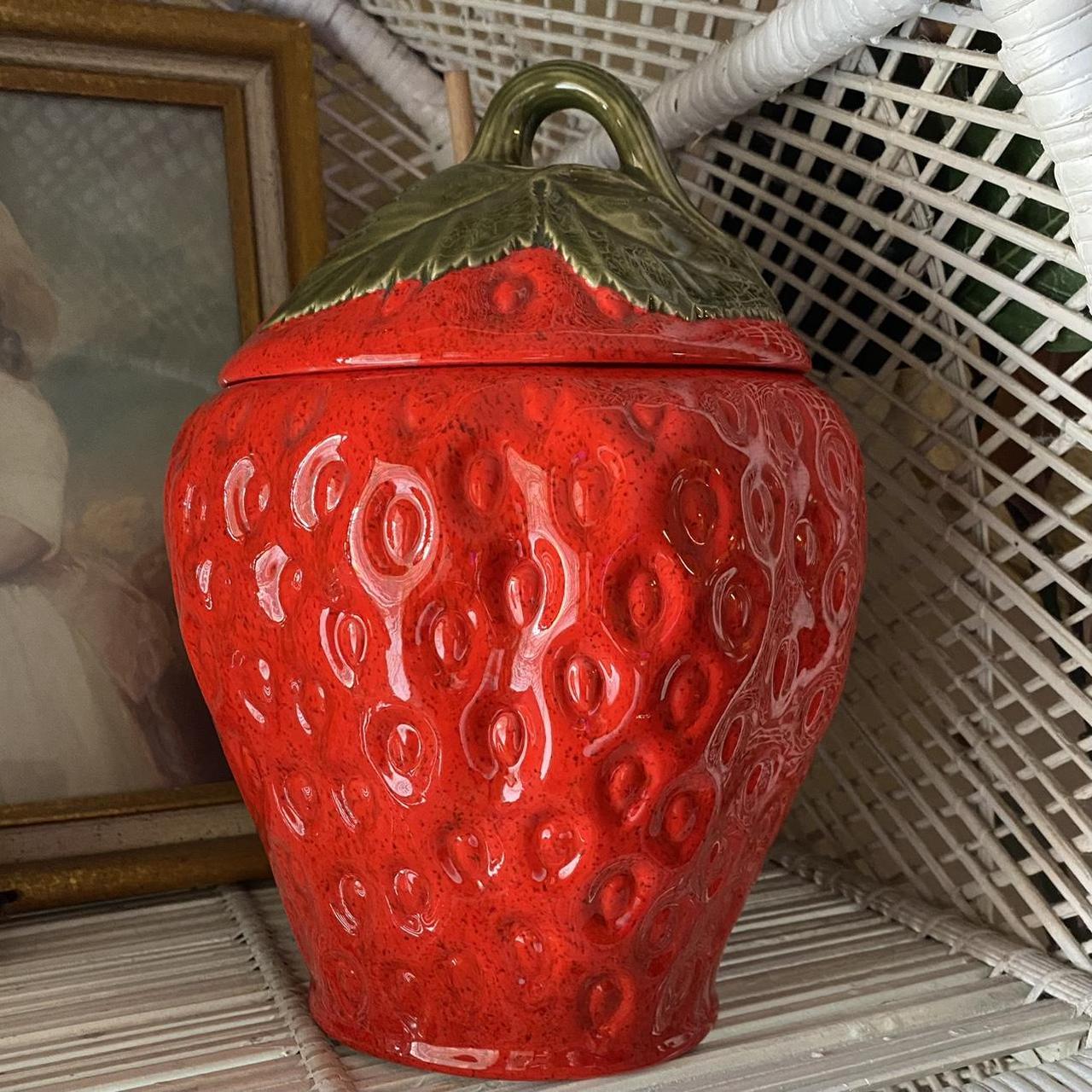item listed by sweetamarillo