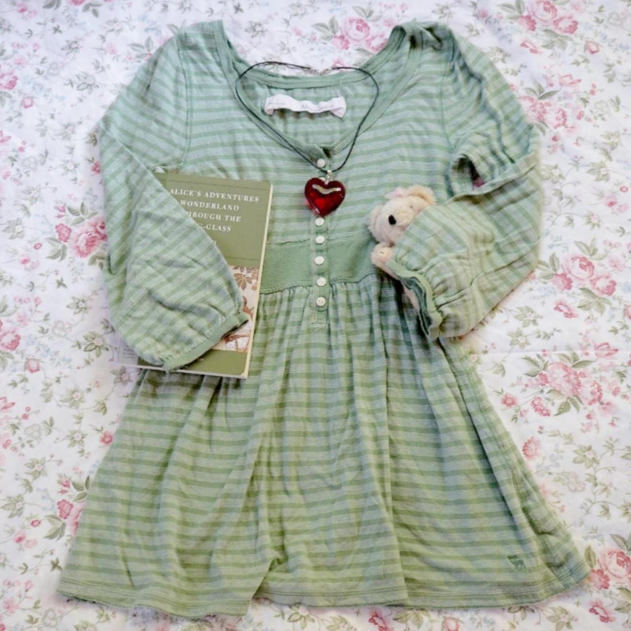 🐾 𝒜𝒹ℴ𝓇𝒶𝒷𝓁ℯ 𝒜𝓂𝒷ℯ𝓇𝒸ℴ𝓂𝒷𝒾ℯ 𝒶𝓃𝒹 ℱ𝒾𝓉𝒸𝒽 𝑔𝓇ℯℯ𝓃 𝒷𝒶𝒷𝓎 𝒹ℴ𝓁𝓁... Depop