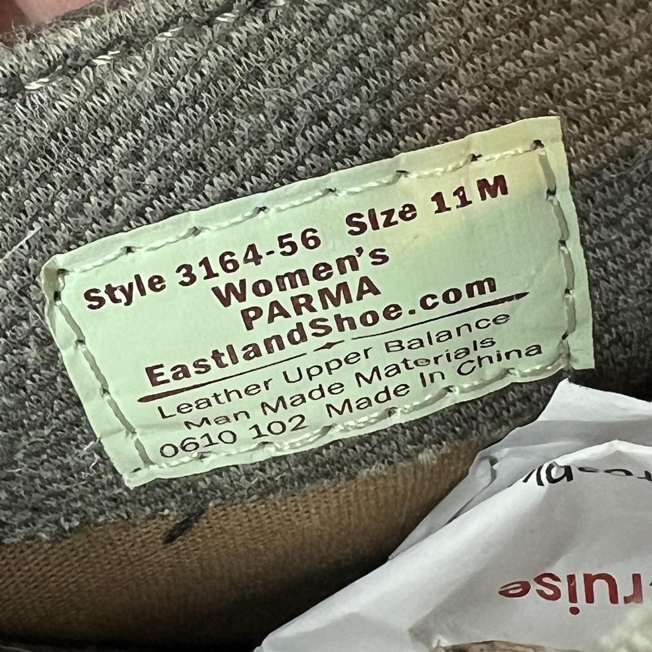 eastland women's clogs