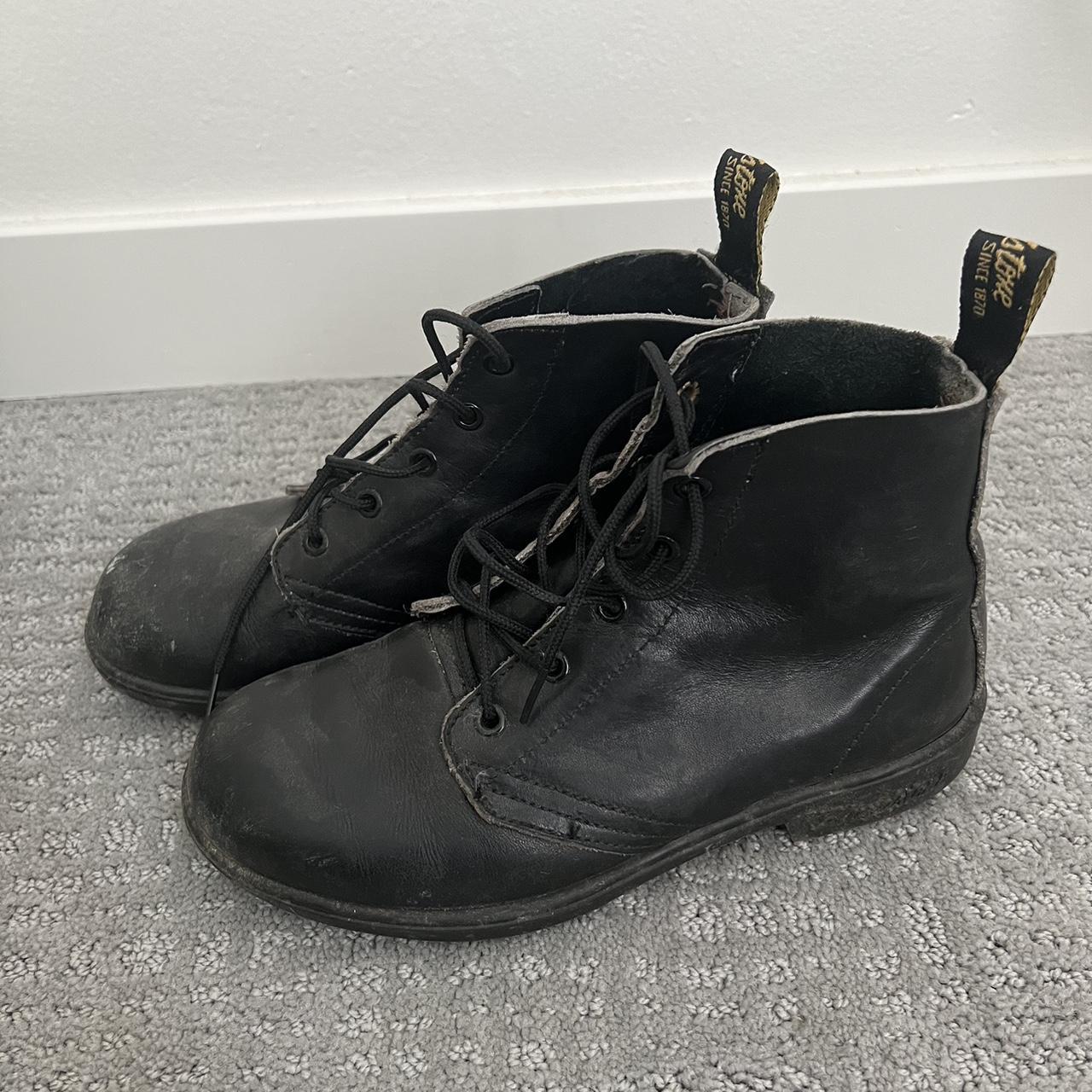 mens lace up blundstones