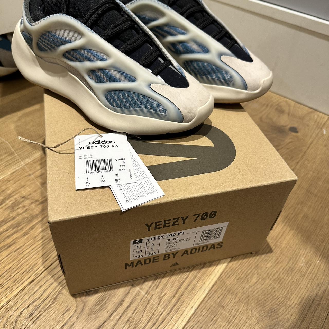 V3 hot sale yeezy 35