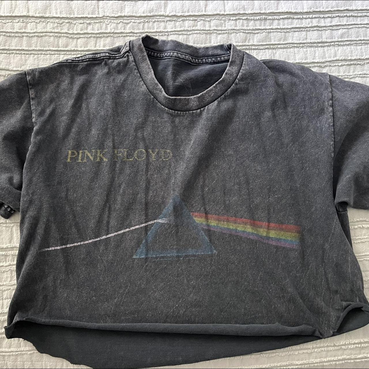brandy melville vintage pink floyd tee best fits... Depop