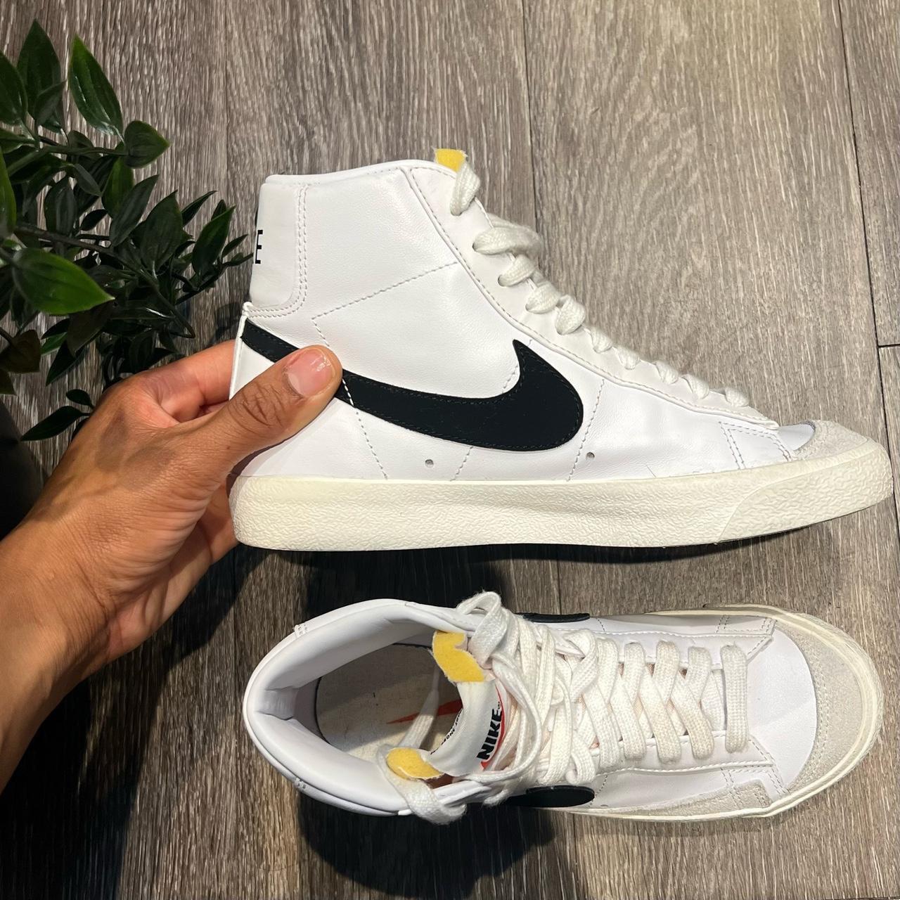 Nike Women's Sneakers White/Black US – Women's Nike Hi Top